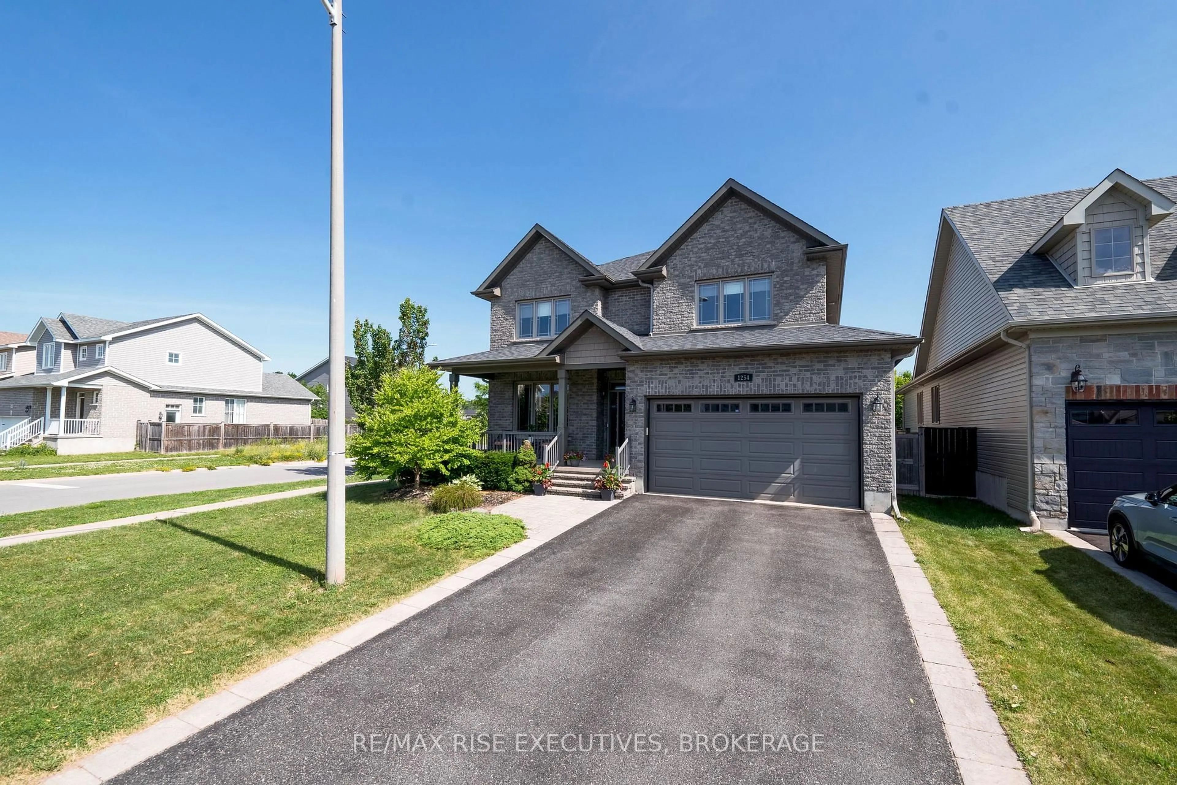 Unknown for 1254 Atkinson St, Kingston Ontario K7P 0C9