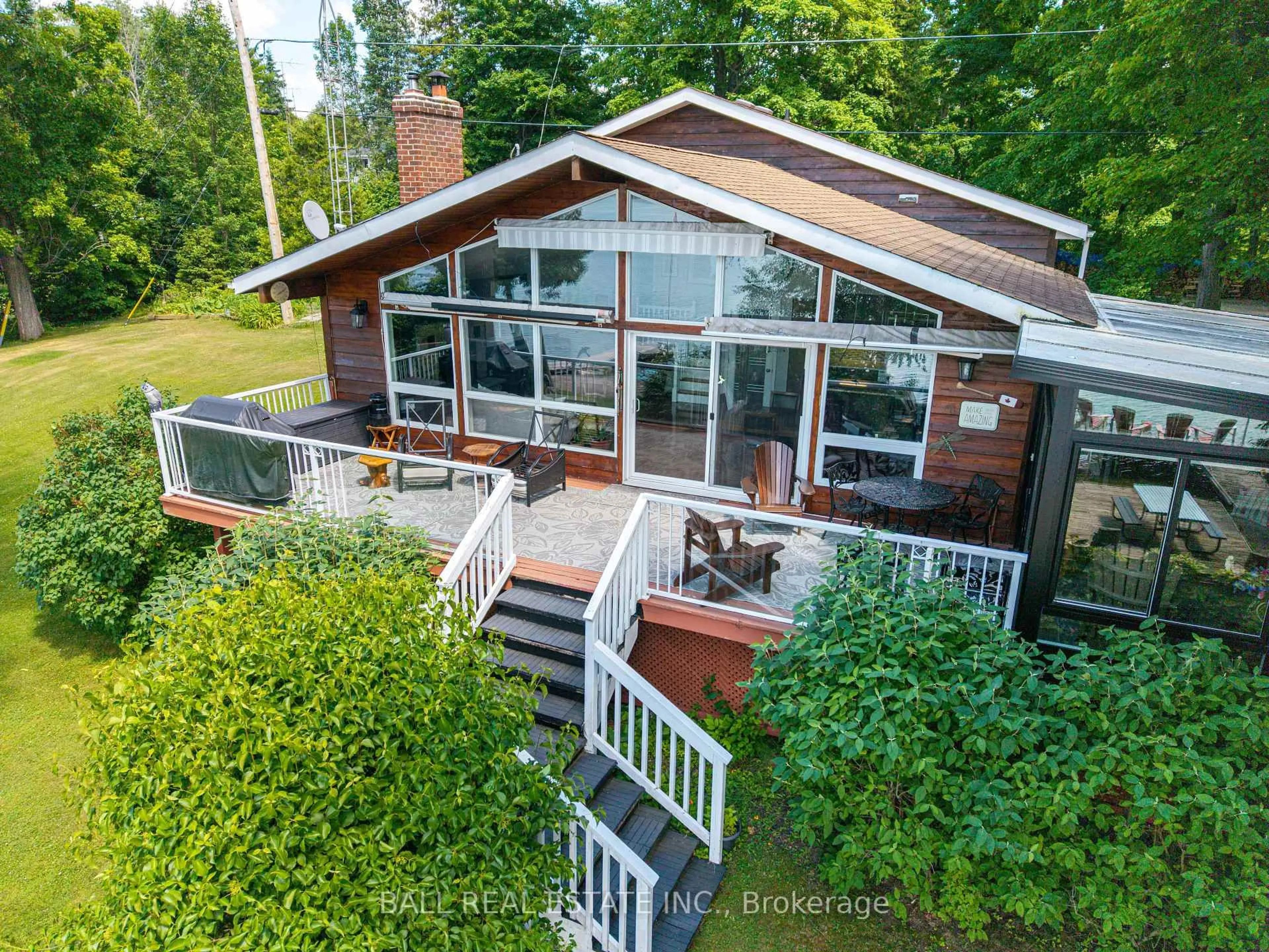 A pic from outside/outdoor area/front of a property/back of a property/a pic from drone, water/lake/river/ocean view for 2466 Fire Route 13, Selwyn Ontario K0L 2H0