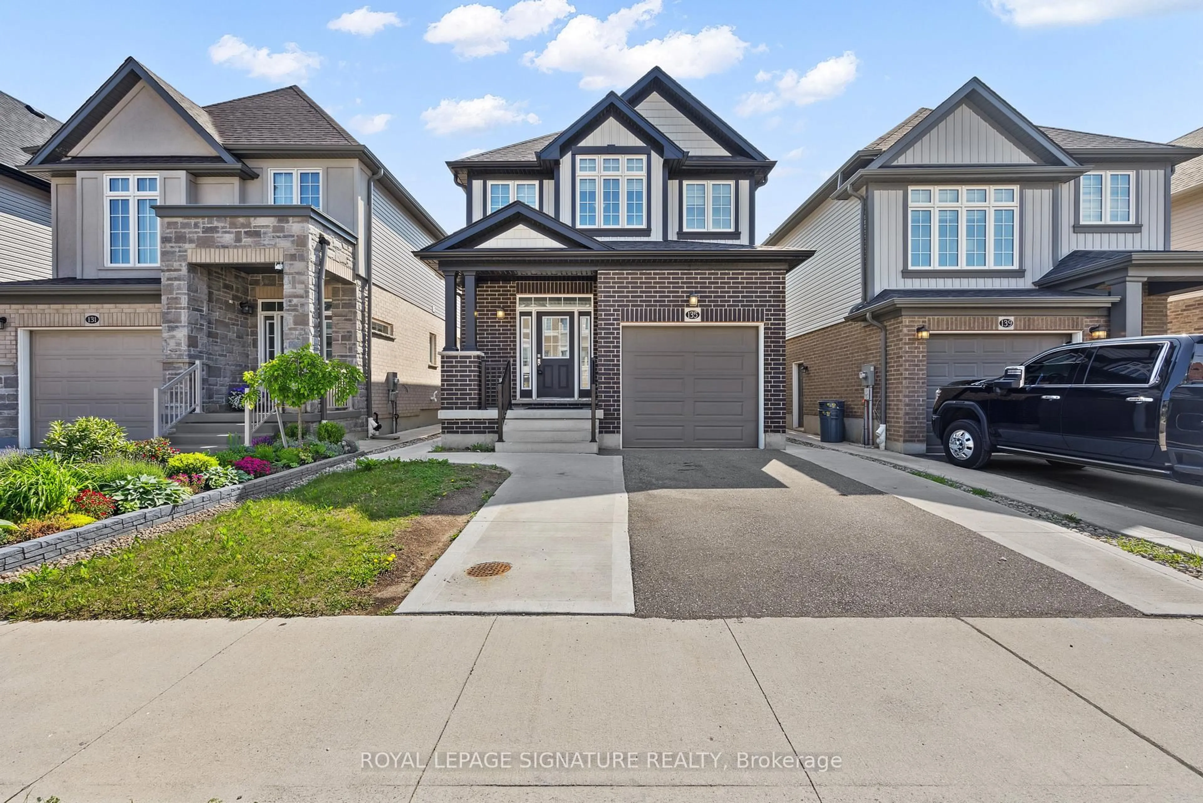Unknown for 135 Ian Ormston Dr, Kitchener Ontario N2P 0K3