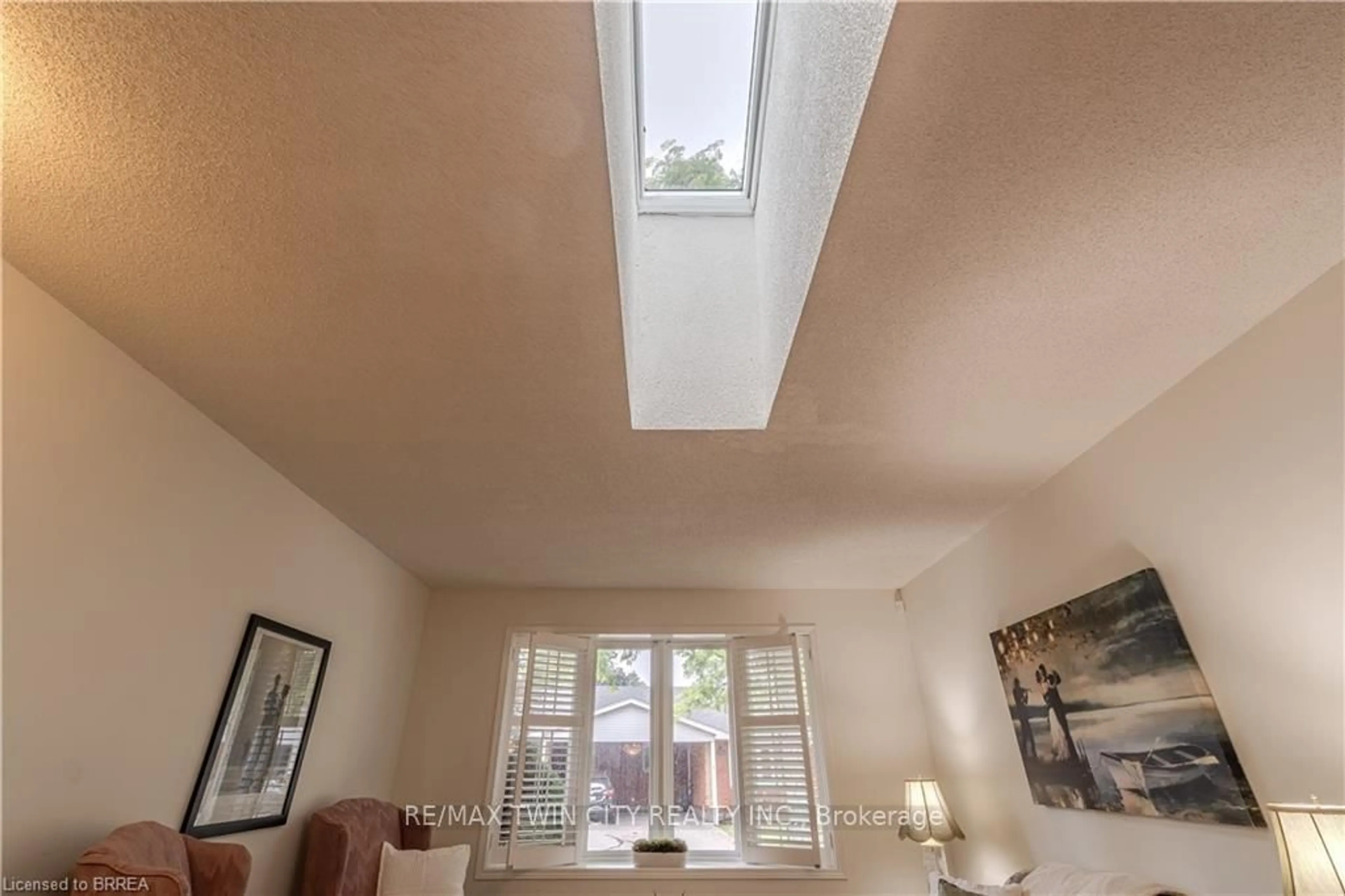 A pic of a room for 1030 Colborne St #47, Brantford Ontario N3S 3T6