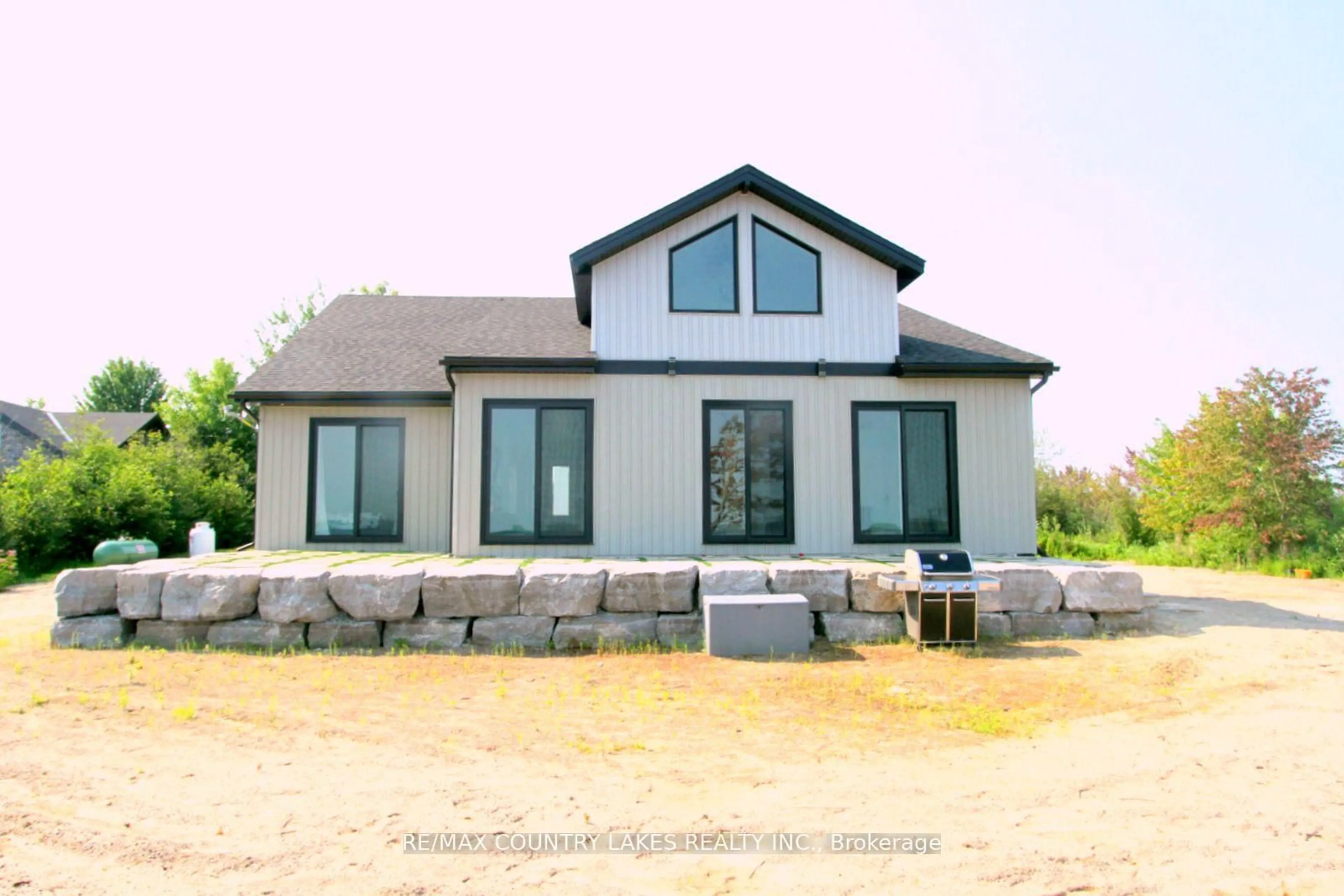 Home with vinyl exterior material, building for 130 Baker Blvd, Kawartha Lakes Ontario K0M 2B0
