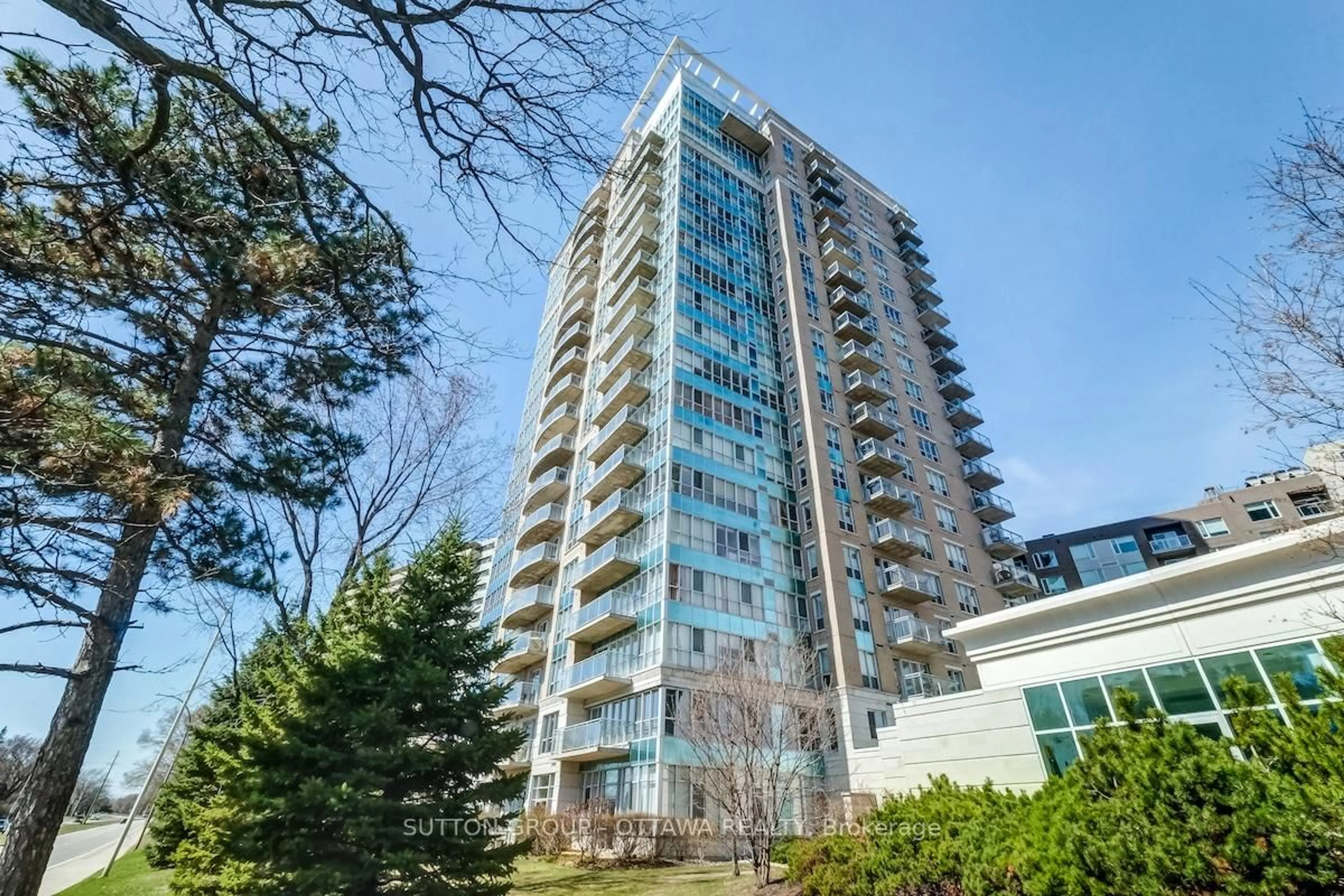 Unknown for 70 Landry St #1303, Ottawa Ontario K1L 0A8