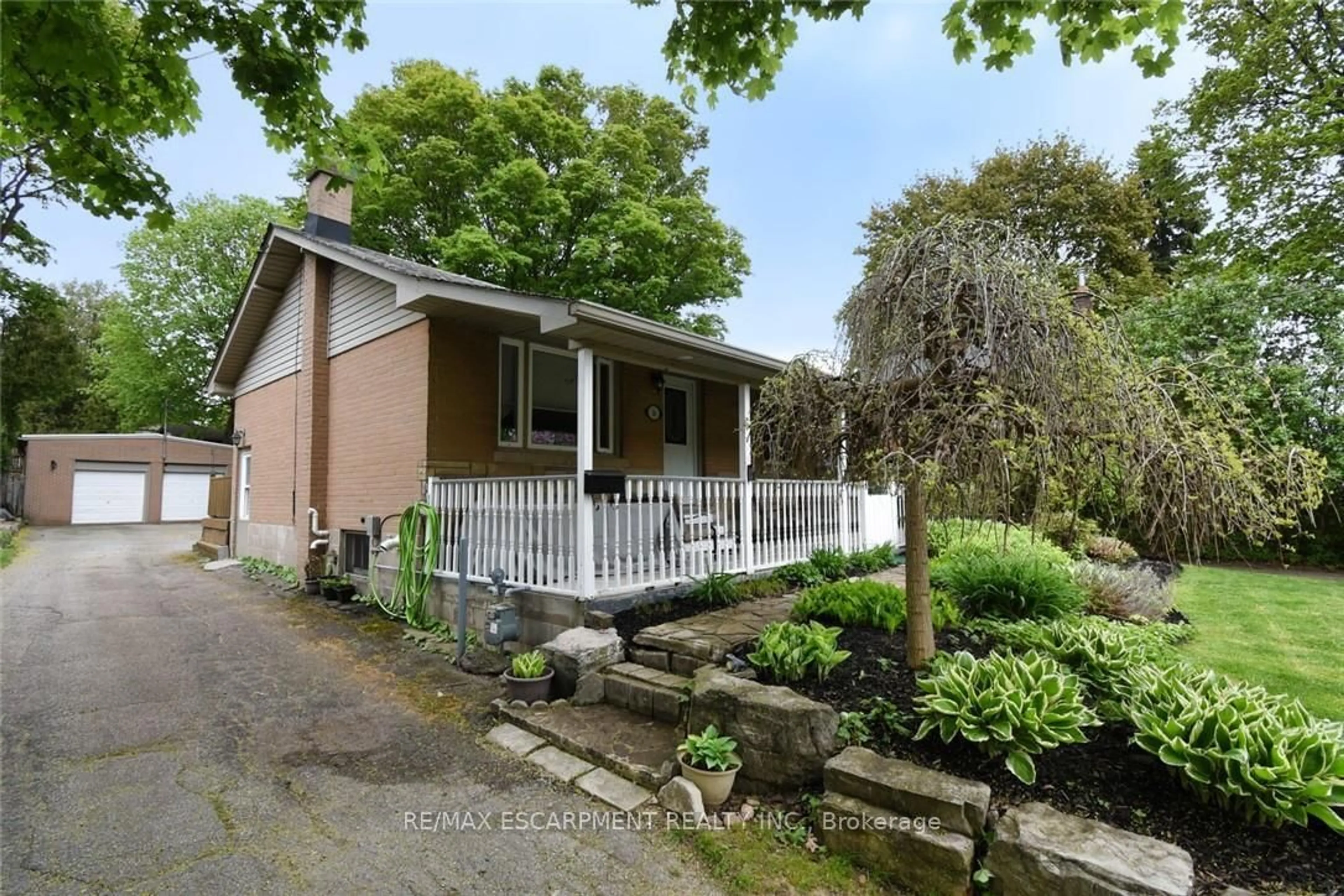 Unknown for 16 Margaret St, Hamilton Ontario L0R 2H0