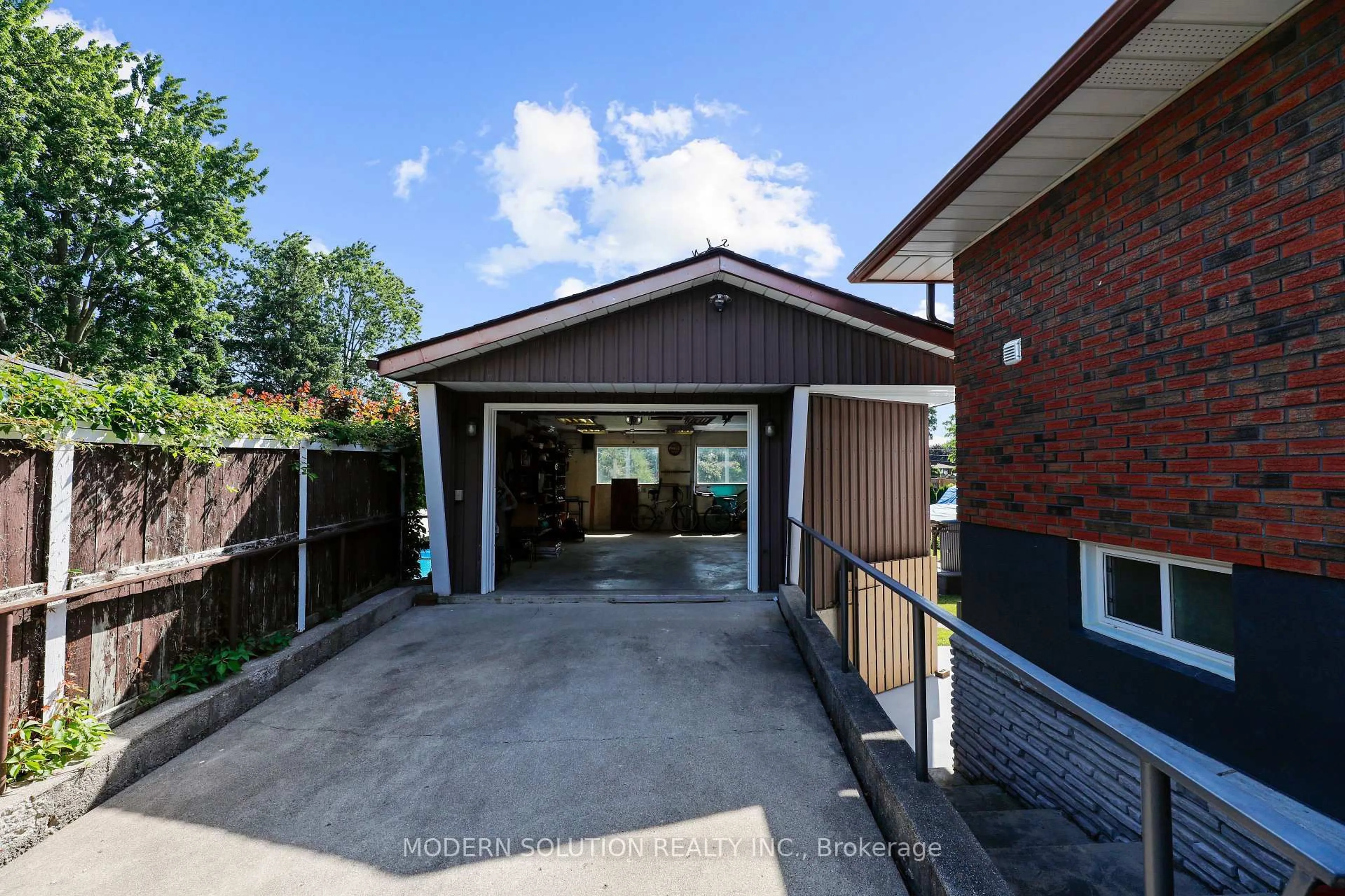 Unknown for 134 CLARKE St, Woodstock Ontario N4S 7M7