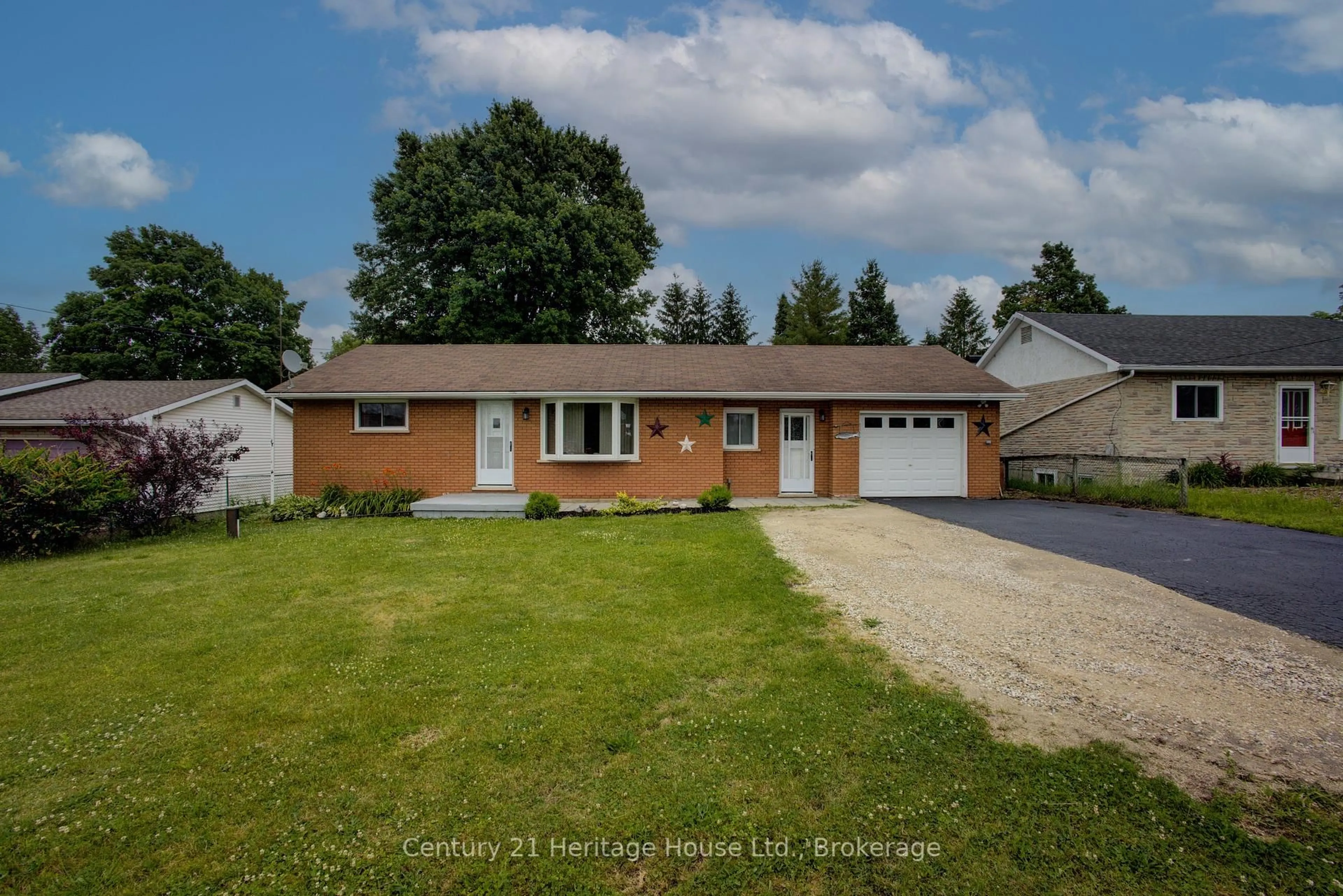 Unknown for 313003 Hwy  6 Highway, Southgate Ontario N0G 1R0