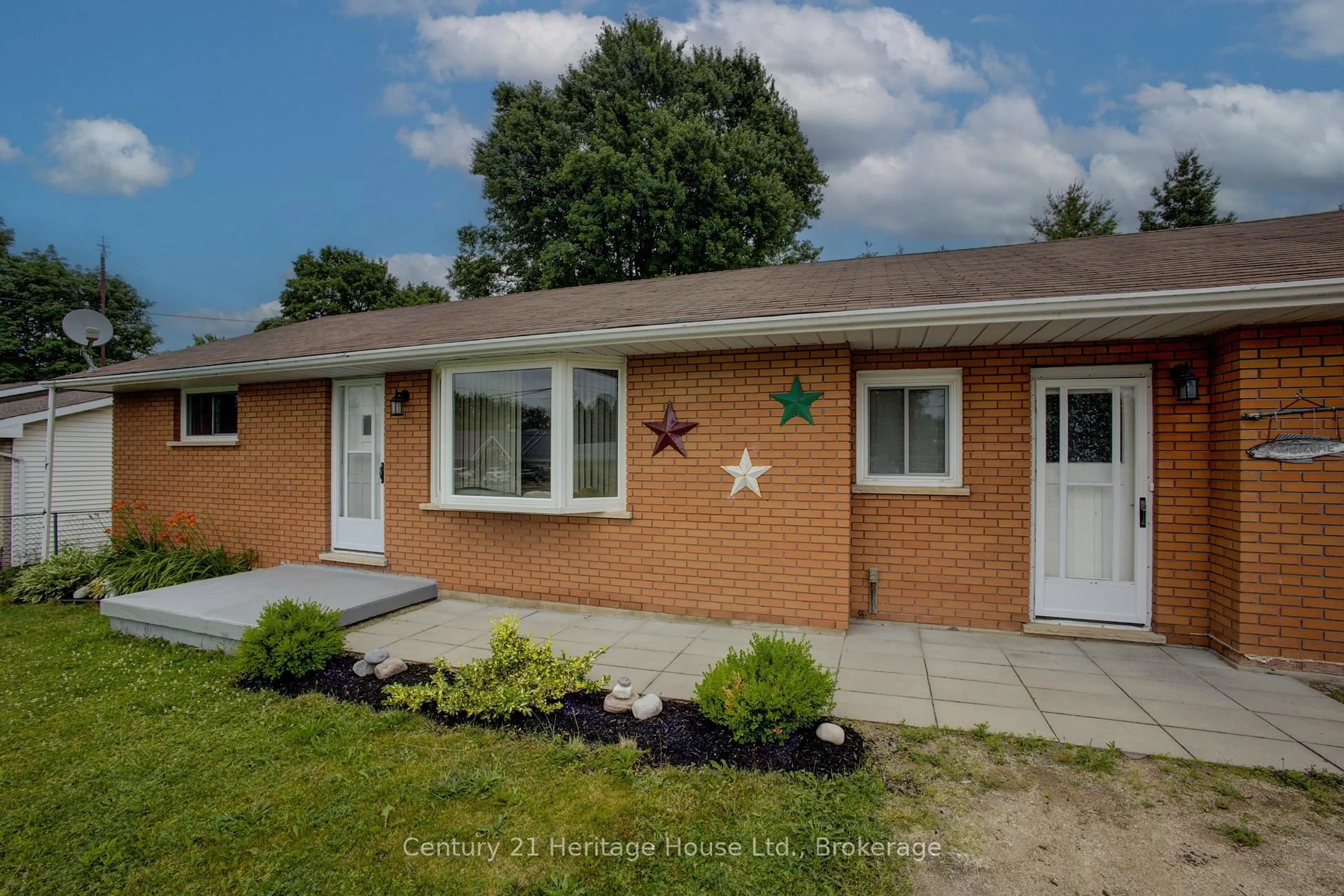 Home with brick exterior material, street for 313003 Hwy  6 Highway, Southgate Ontario N0G 1R0