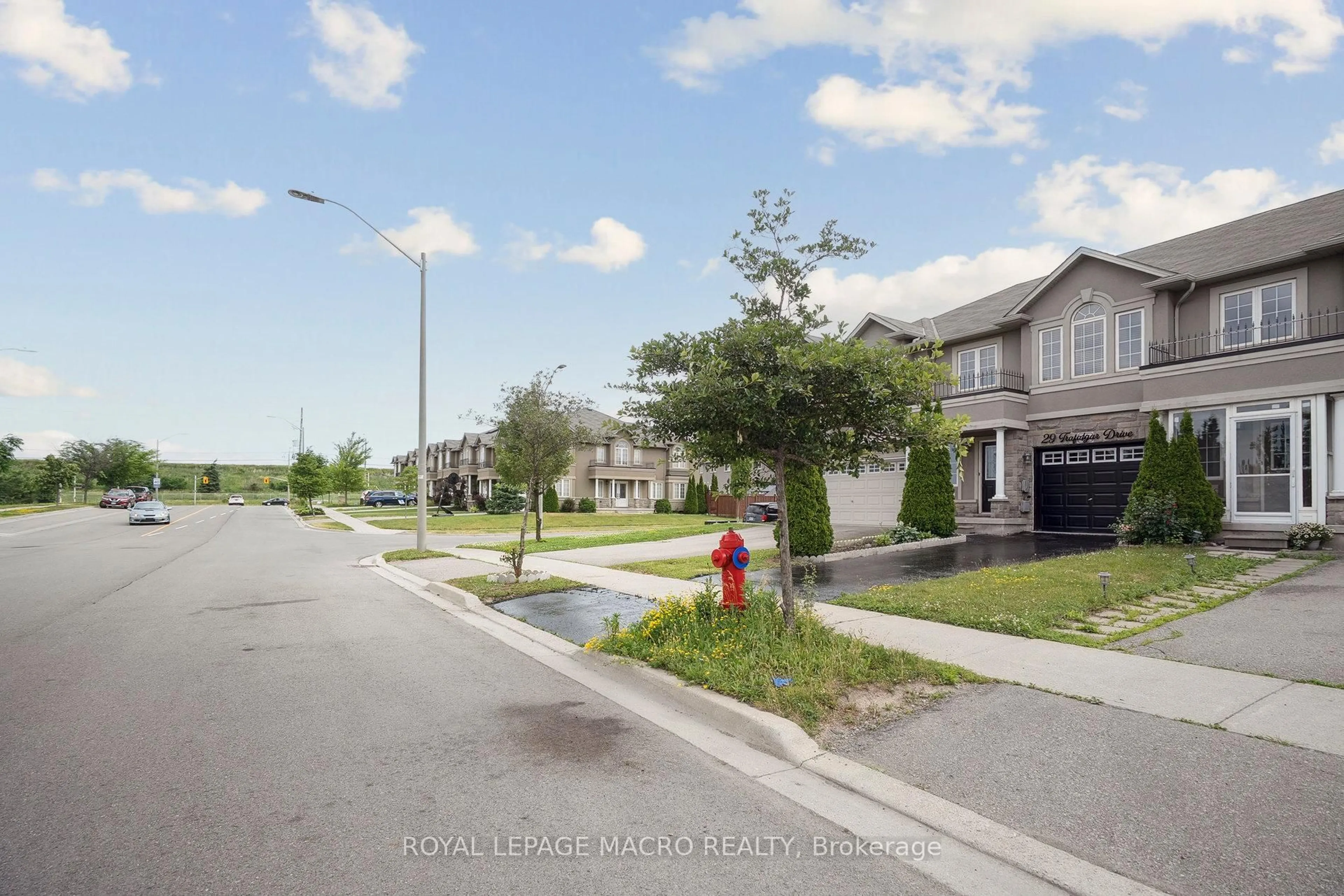 Unknown for 29 Trafalgar Dr, Hamilton Ontario L8J 0E2
