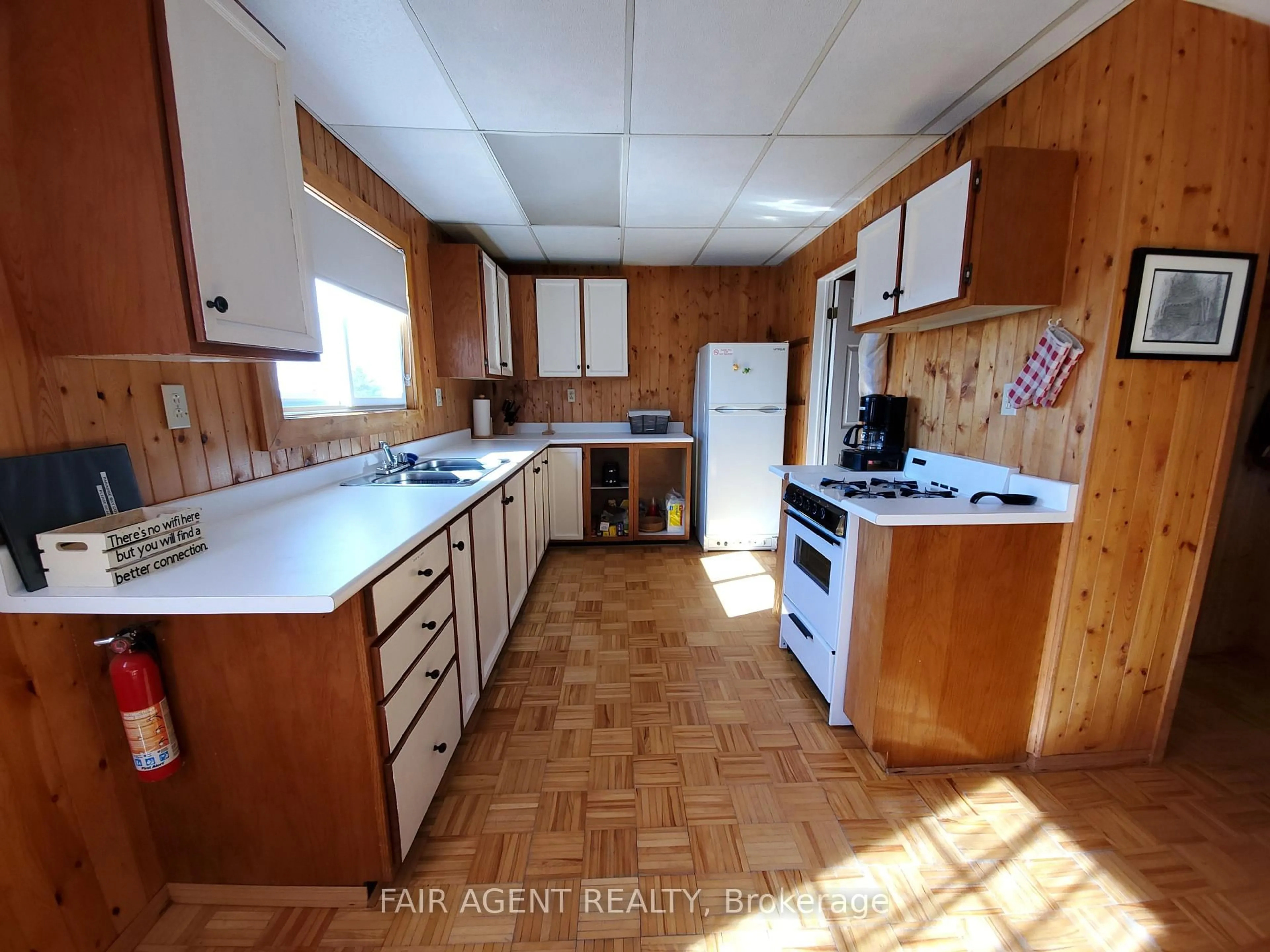 Standard kitchen, unknown for 3753 Poplar Rd, Burpee & Mills Ontario P0P 2B0