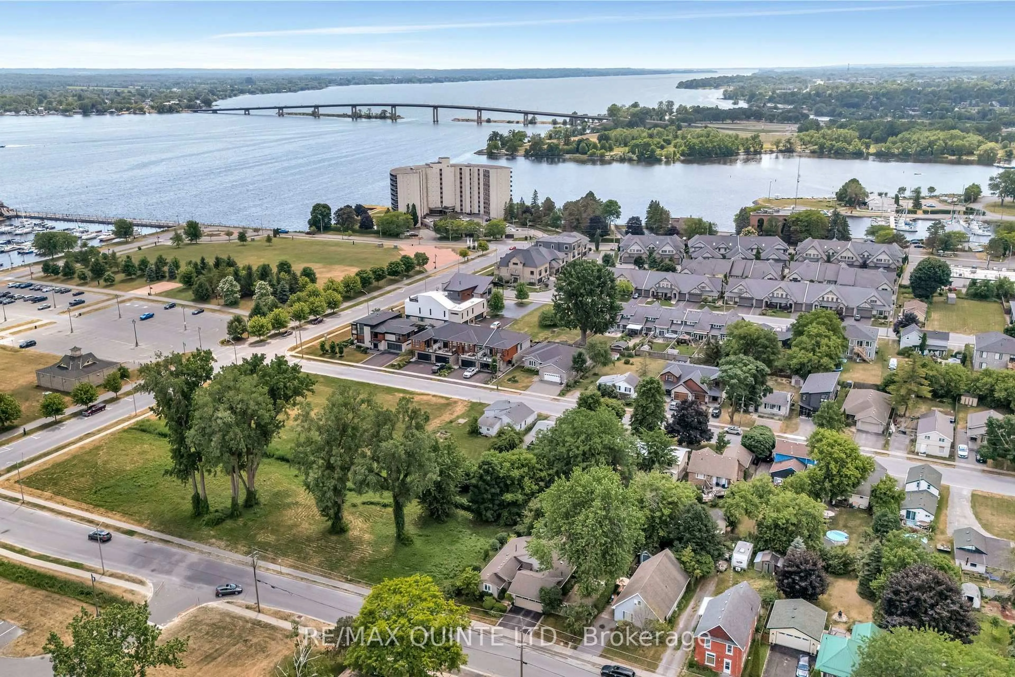 A pic from outside/outdoor area/front of a property/back of a property/a pic from drone, water/lake/river/ocean view for 40 John St, Belleville Ontario K8N 3E3