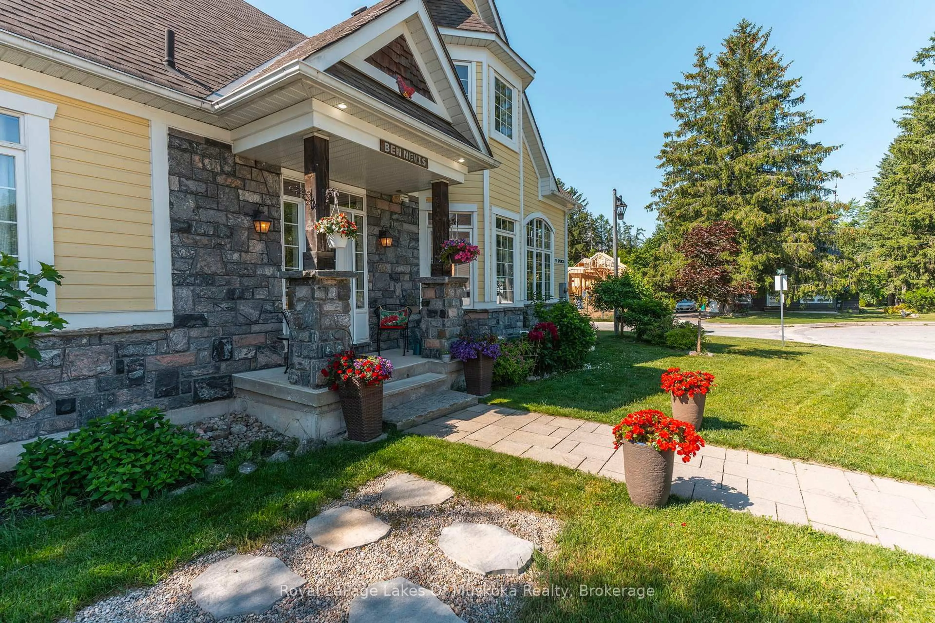 Unknown for 23 Spencer St, Bracebridge Ontario P1L 0B7