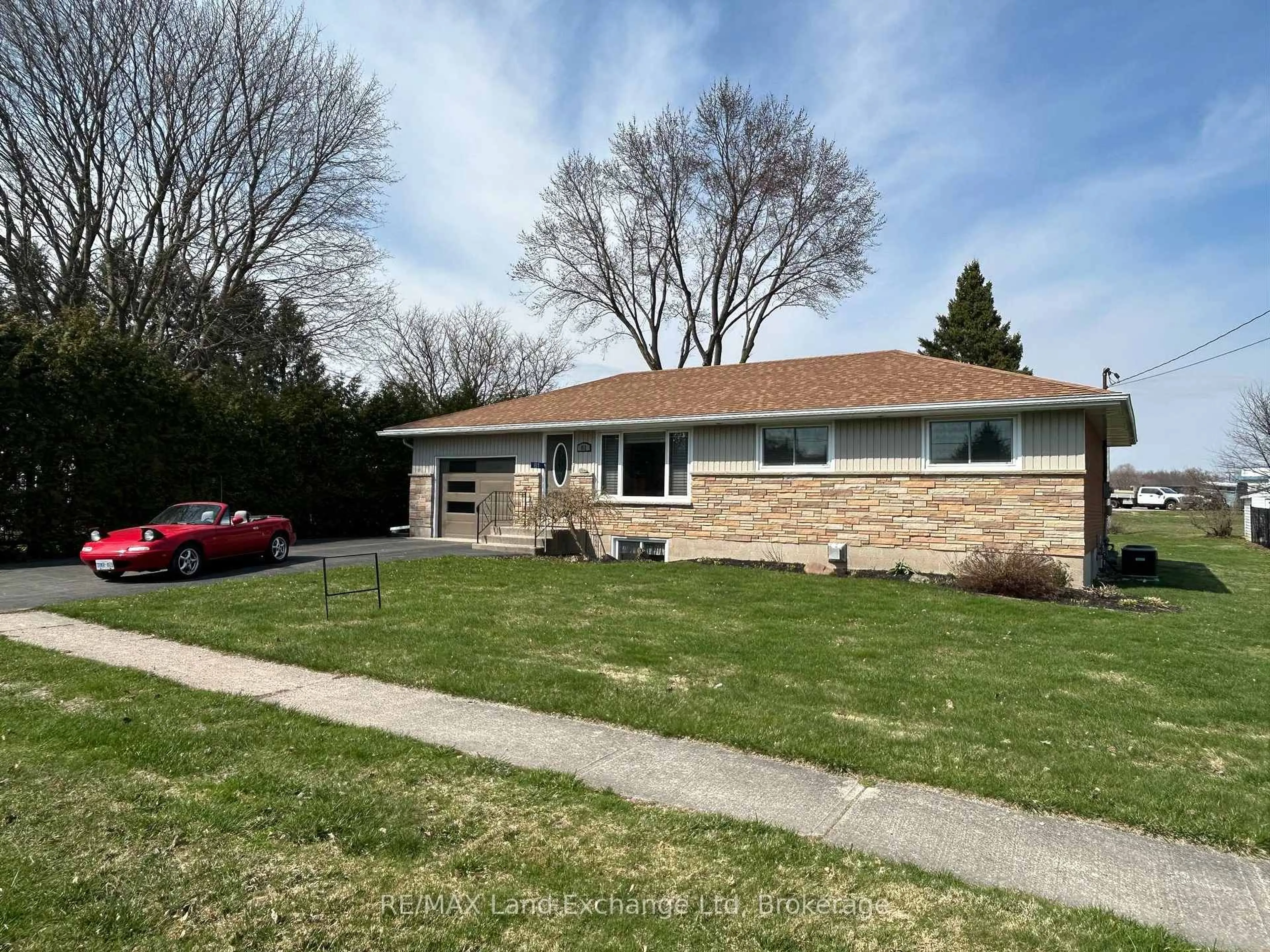 Home with brick exterior material, street for 81 Queen St, Morris Turnberry Ontario N0G 1G0