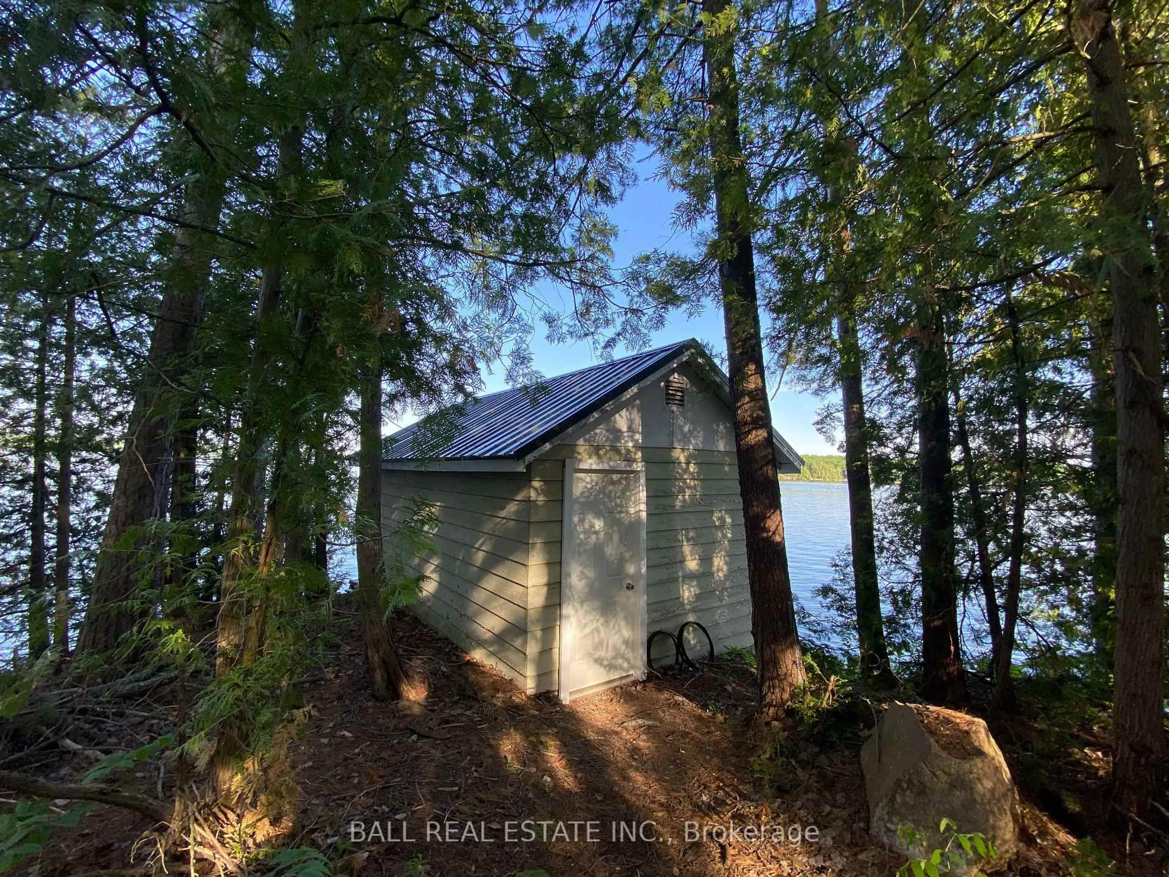 Shed for 25 Garden Island - WAO, North Kawartha Ontario K0L 1A0