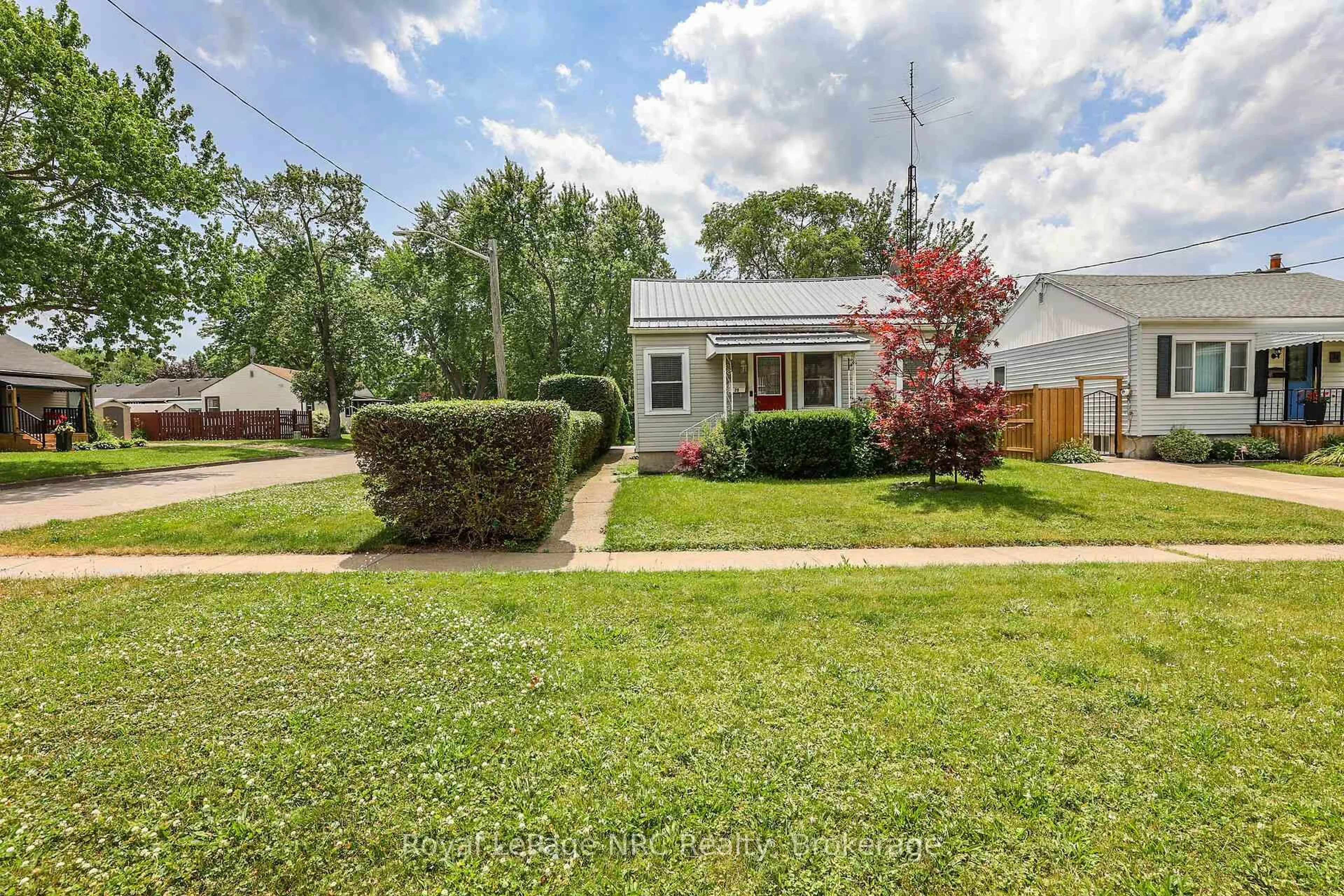 Unknown for 29 Sandown St, St. Catharines Ontario L2N 1Y2