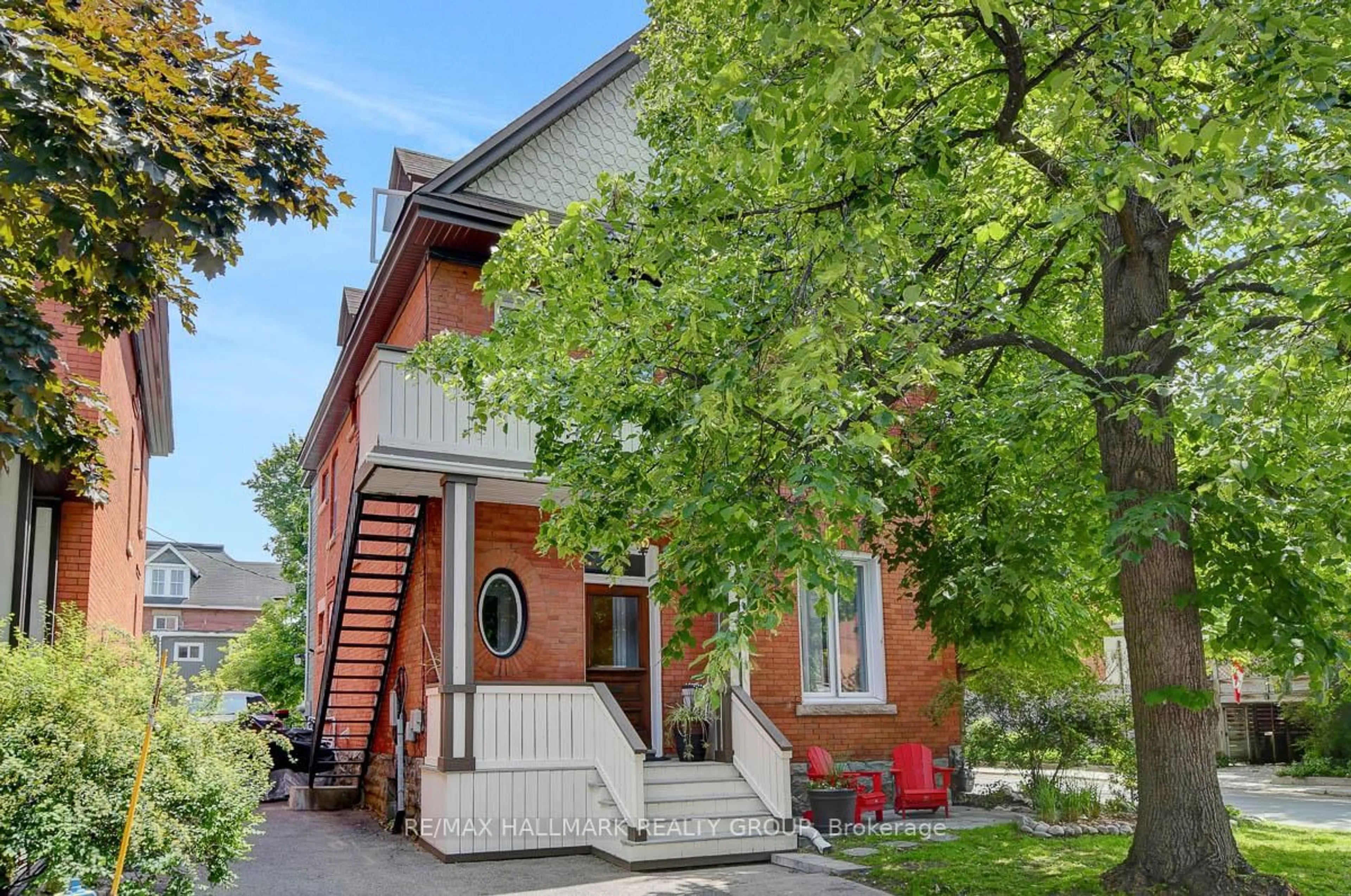 Home with brick exterior material, street for 120 Strathcona Ave, Ottawa Ontario K1S 1X6