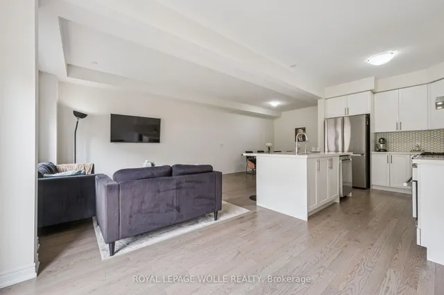 Additional image 36 of 14 Roywood St