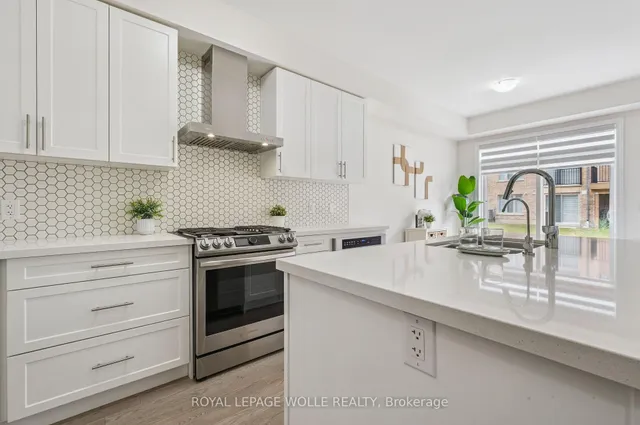 Additional image 31 of 14 Roywood St