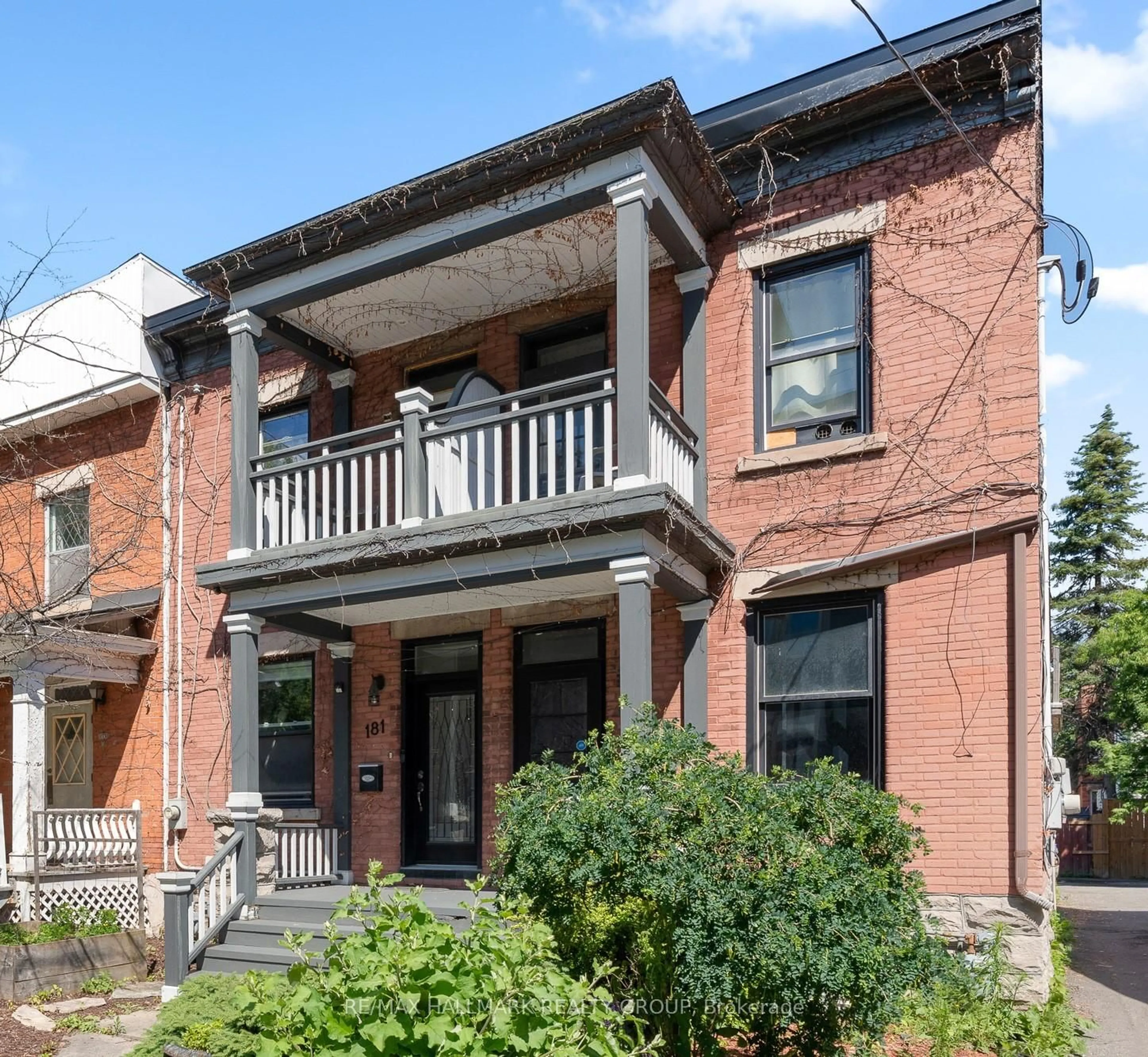 Home with brick exterior material, street for 181 GUIGUES Ave, Ottawa Ontario K1N 5J1
