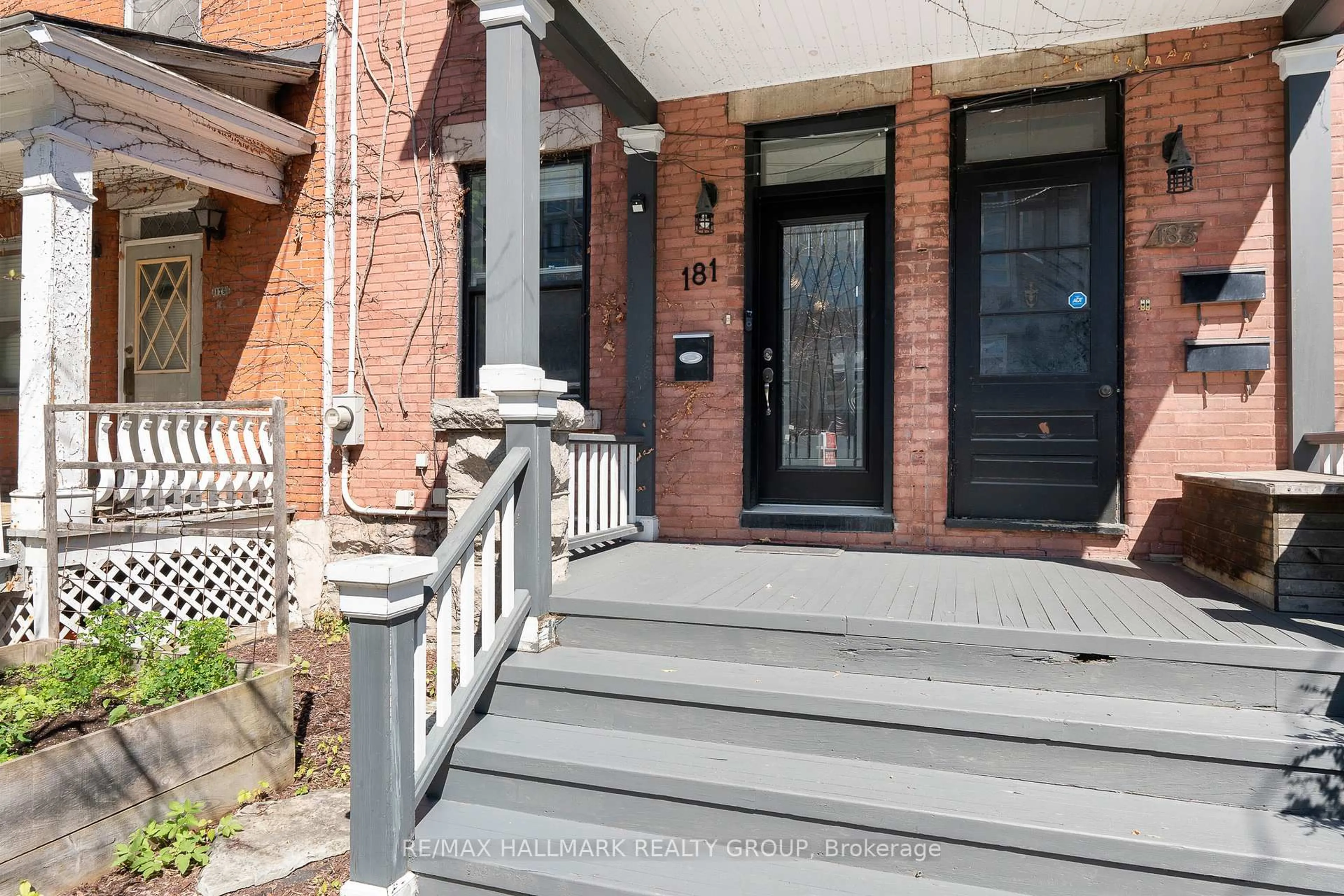 Unknown for 181 GUIGUES Ave, Ottawa Ontario K1N 5J1