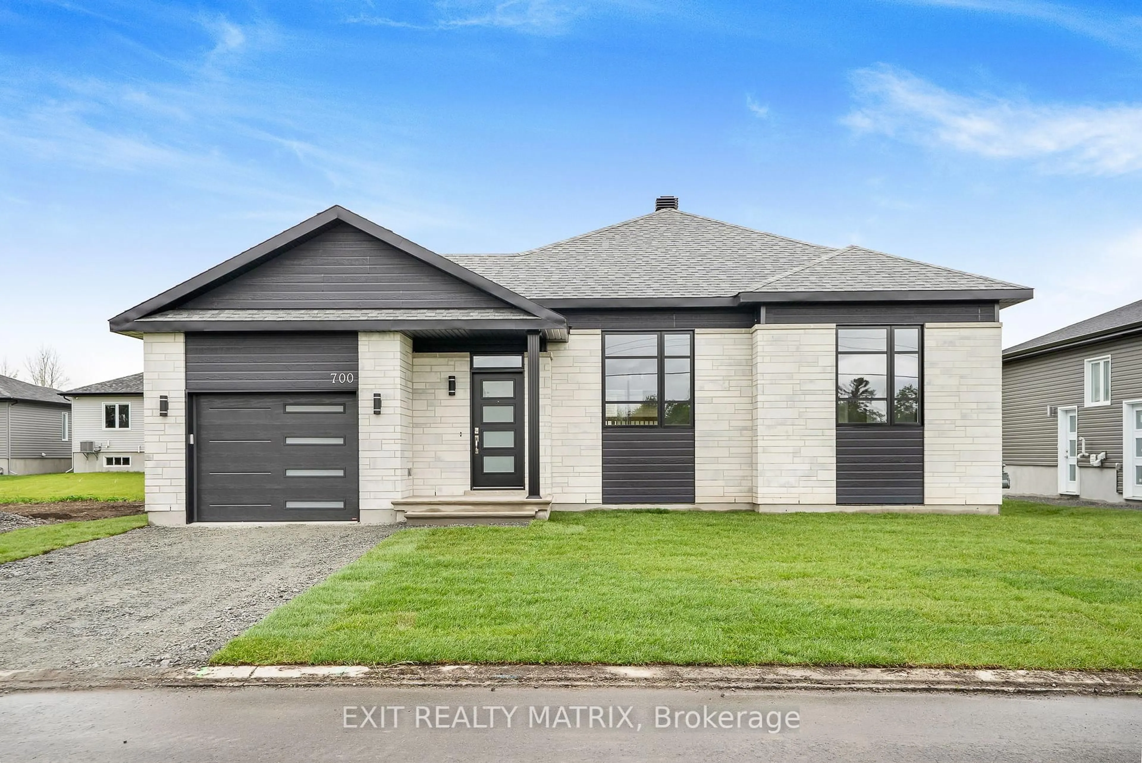 Home with brick exterior material, street for 700 WEST St, Hawkesbury Ontario K6A 3X1