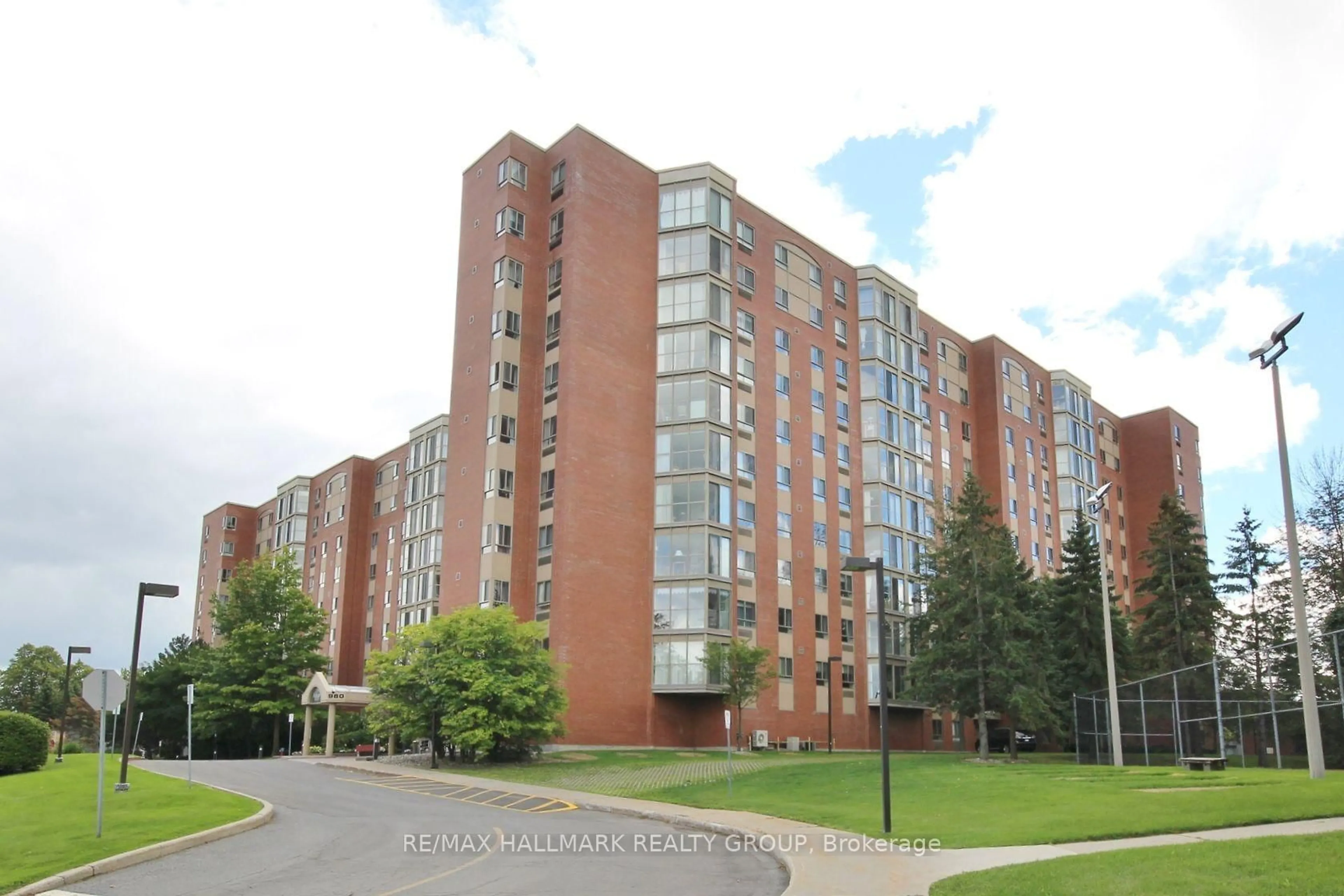 Unknown for 960 Teron Rd #718, Ottawa Ontario K2K 2B6