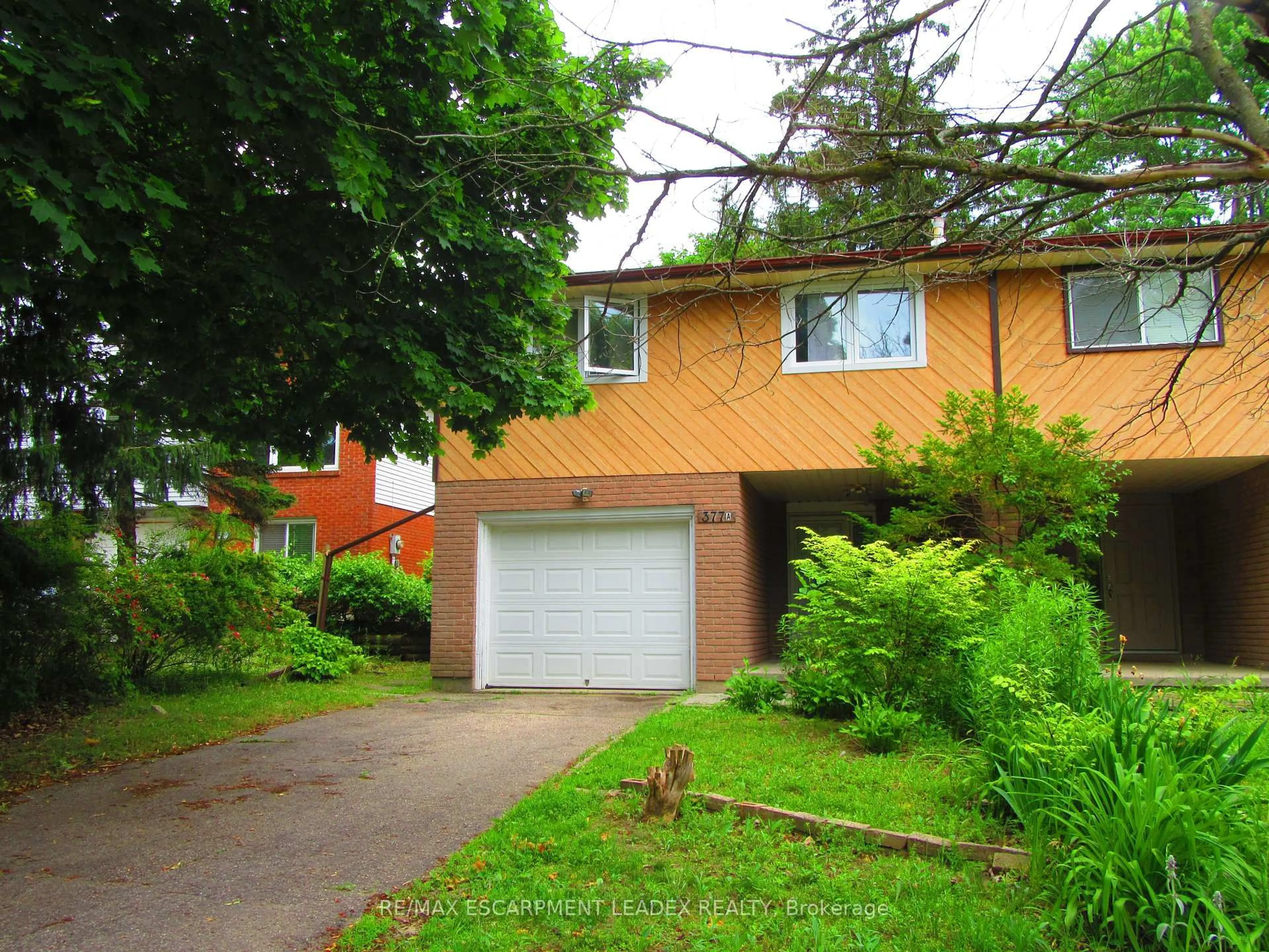 Unknown for 377 CHURCHILL Crt #A, Waterloo Ontario N2L 6B4
