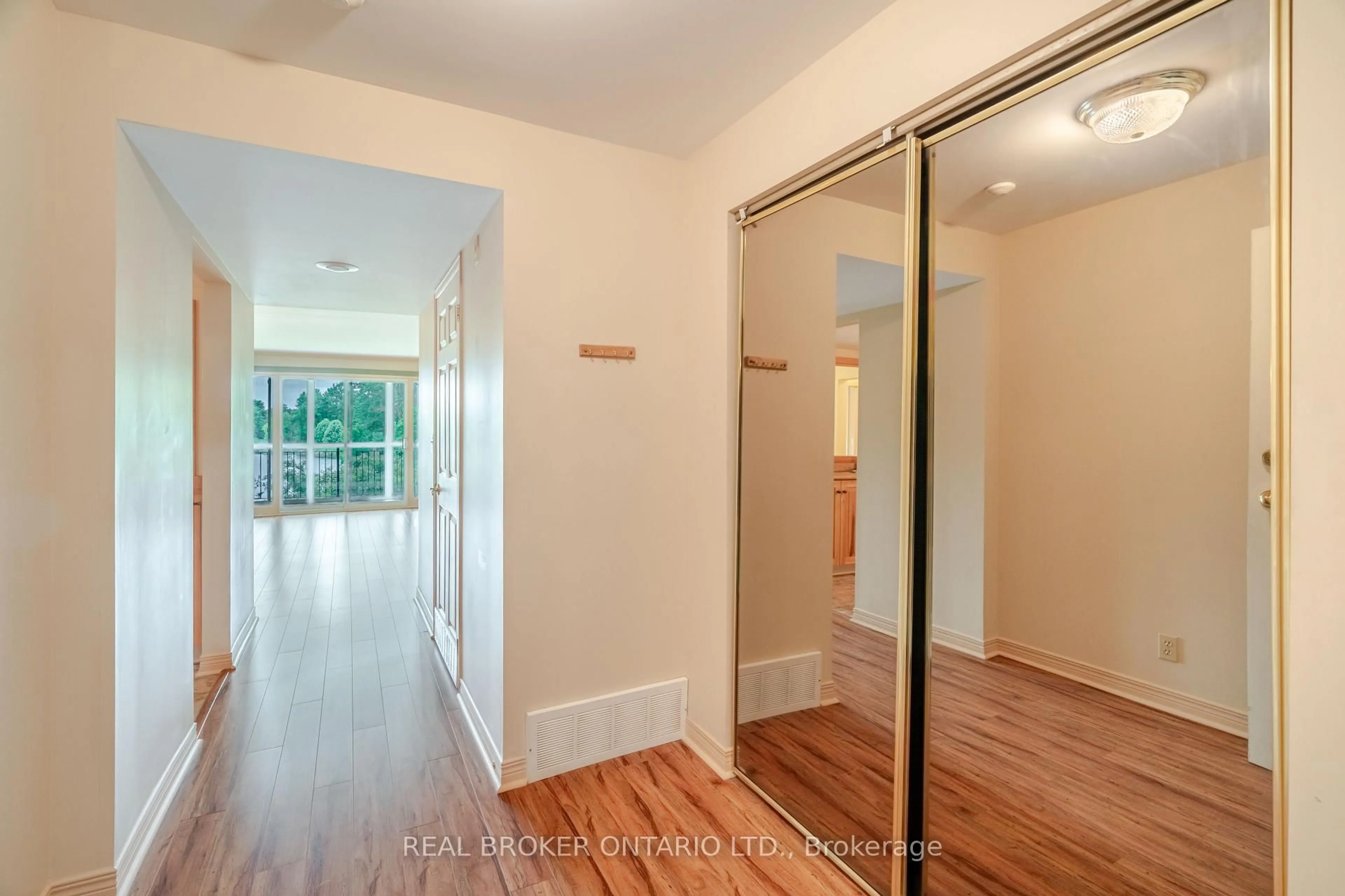 Indoor entryway for 23 Rogers Rd #202, Perth Ontario K7H 1P2