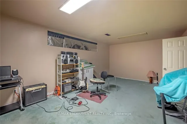 Additional property image - 176 Laurier Ave