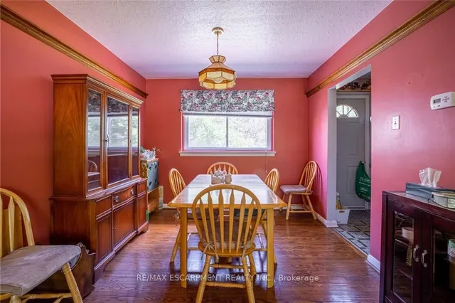 Additional property image - 176 Laurier Ave