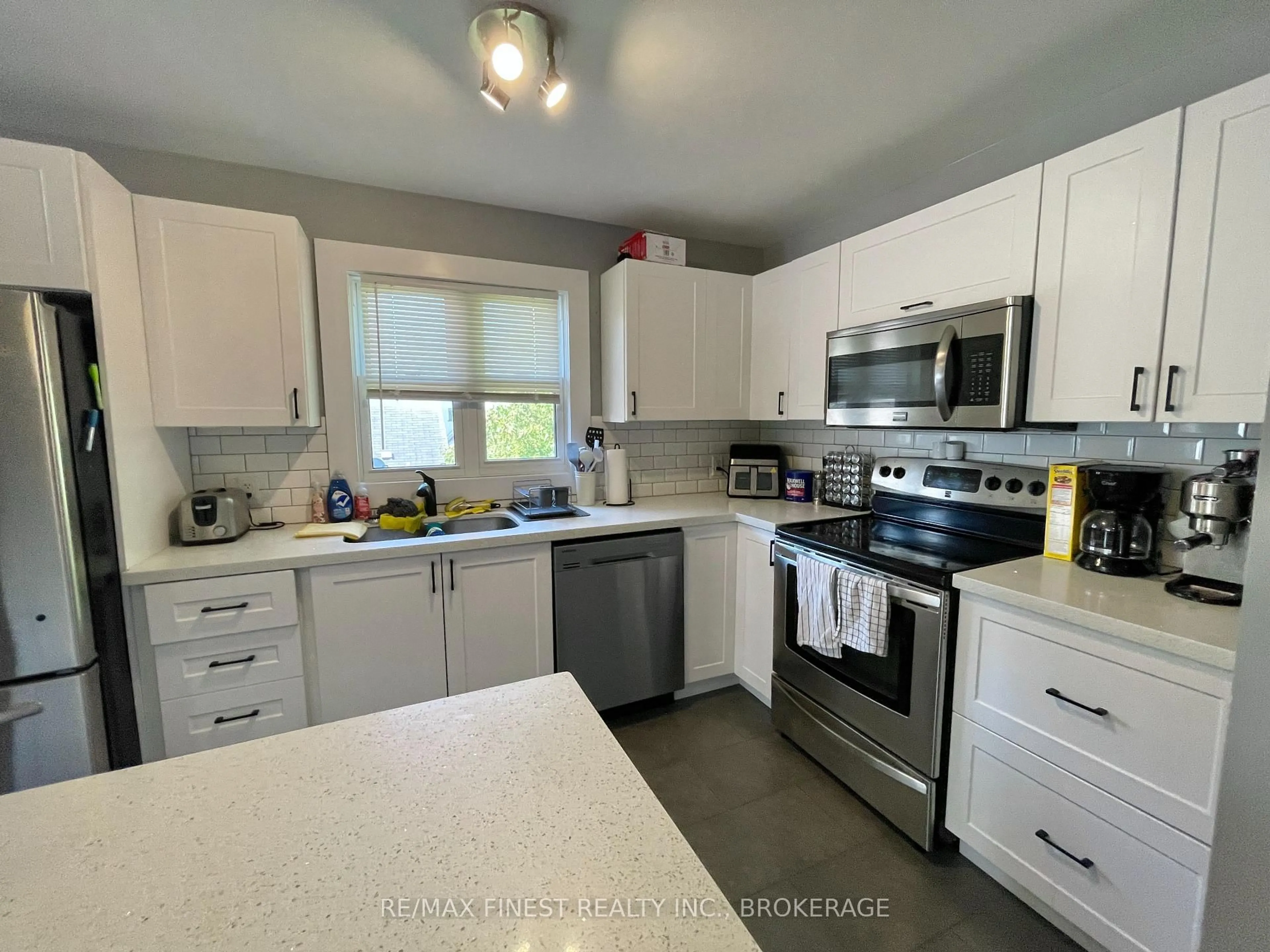 Unknown for 18 Drayton Ave, Kingston Ontario K7K 4X6