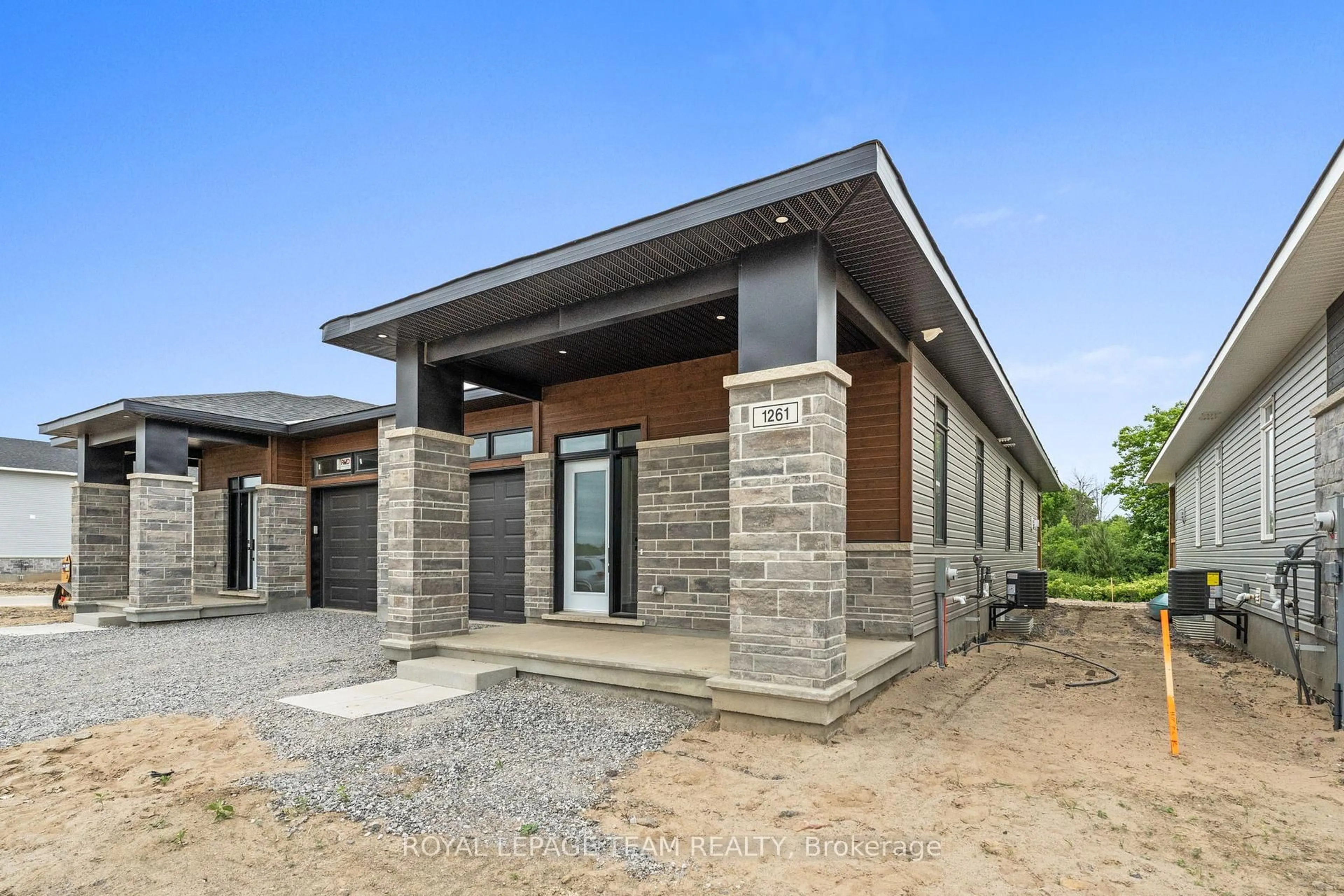 Home with brick exterior material, building for 1261 Potter Dr, Brockville Ontario K6V 0G8