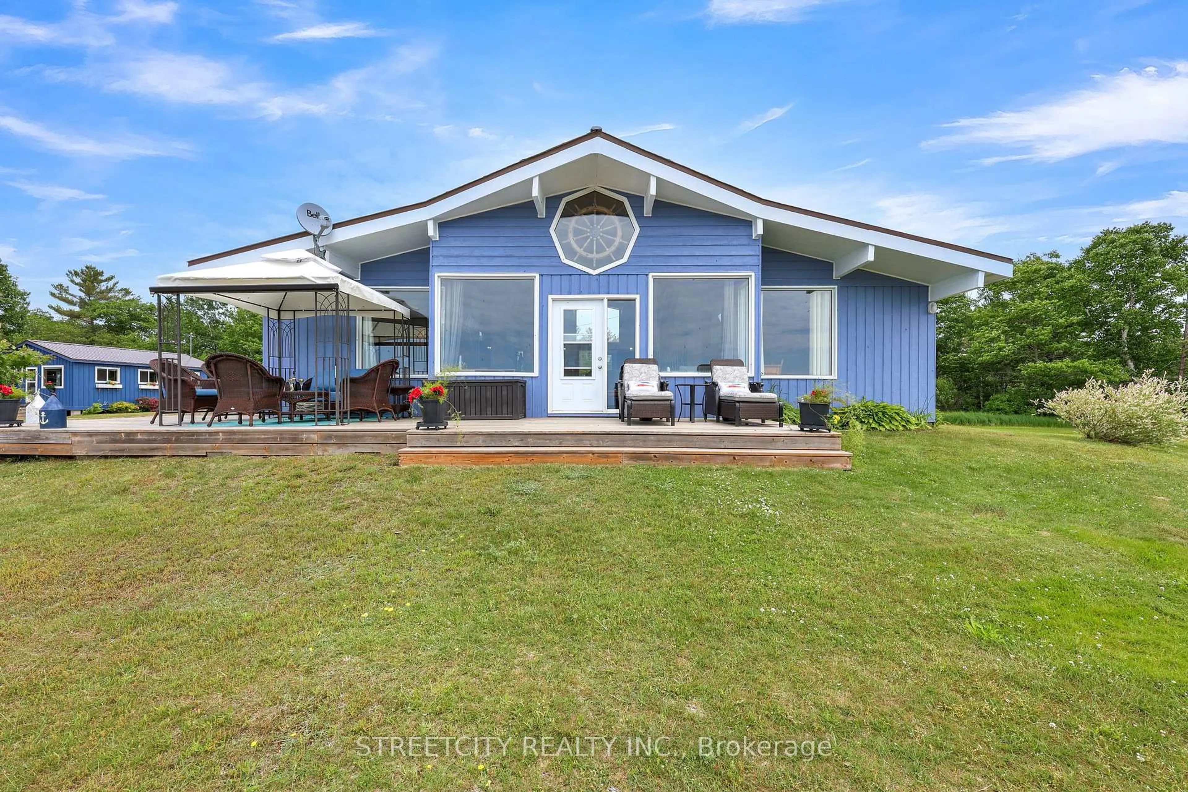 A pic from outside/outdoor area/front of a property/back of a property/a pic from drone, building for 35 Brooks Landing Rd, Carling Ontario P0G 1G0