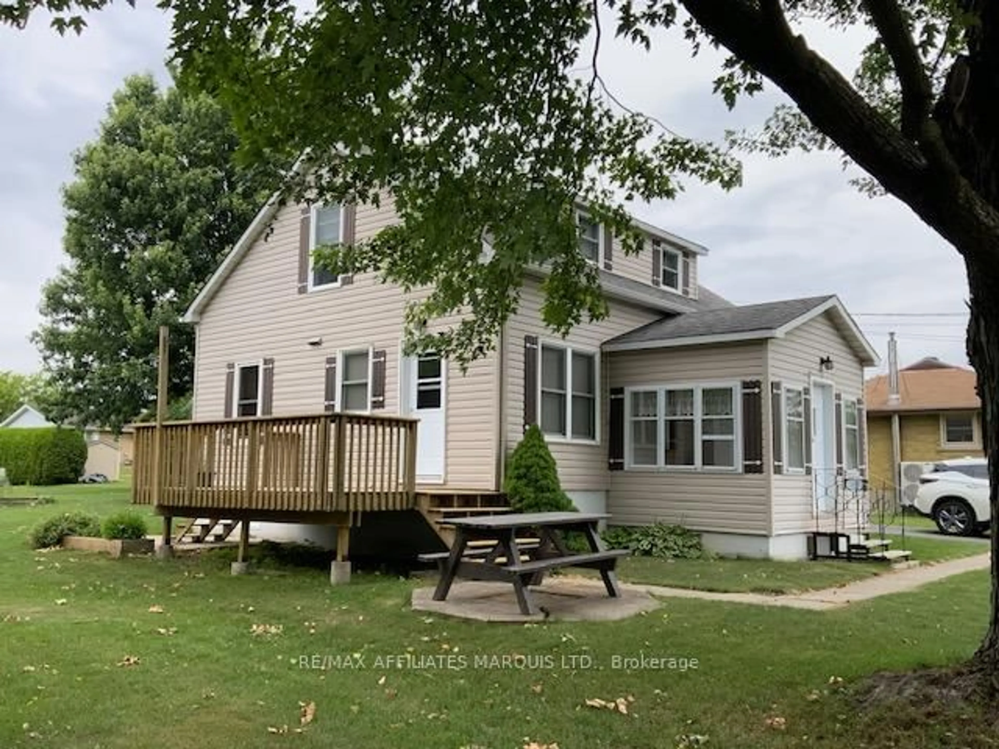 A pic from outside/outdoor area/front of a property/back of a property/a pic from drone, unknown for 17225 CORNWALL CENTRE RD. Rd, South Stormont Ontario K6K 1M3