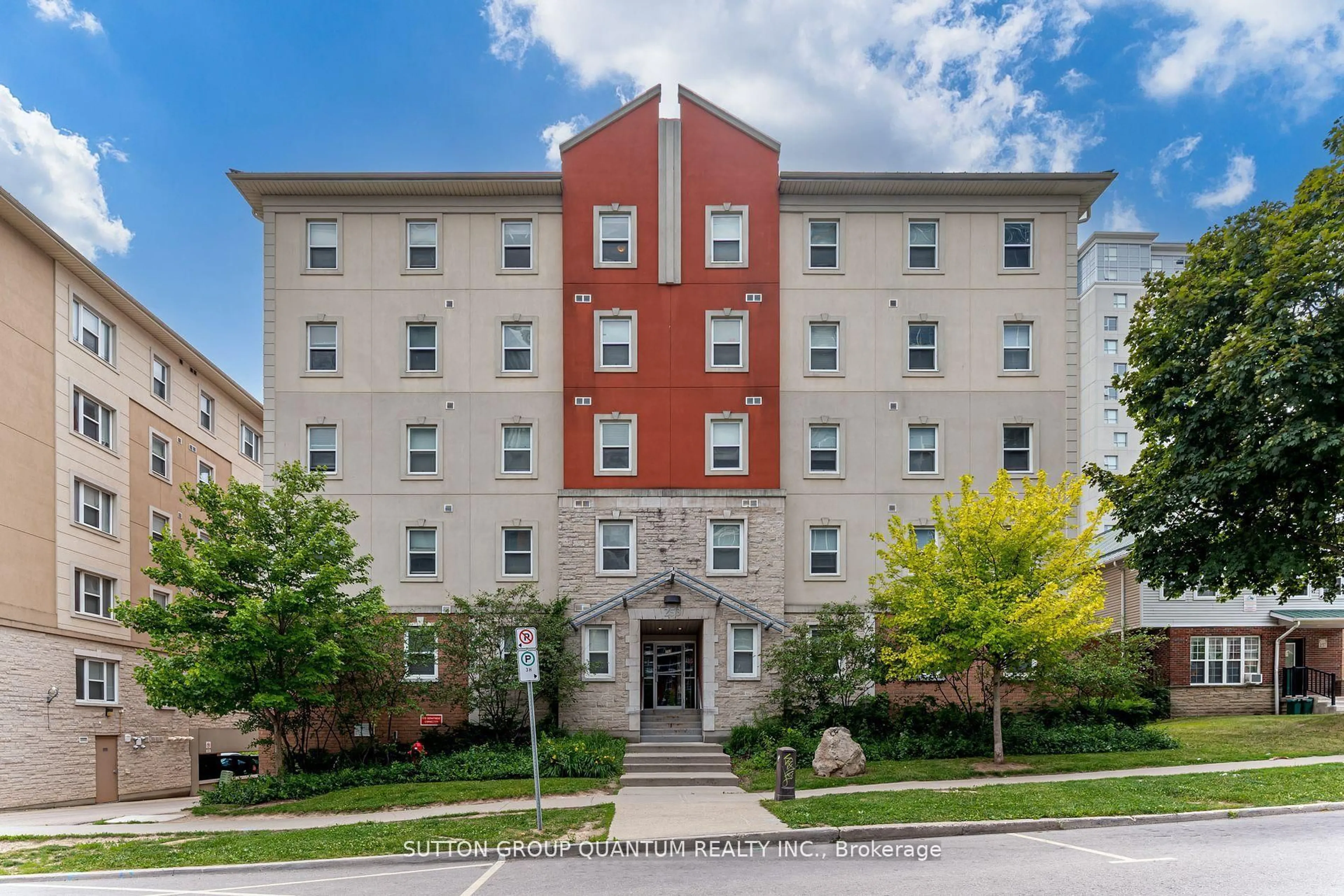 Unknown for 253 Lester St #204, Waterloo Ontario N2L 3W6