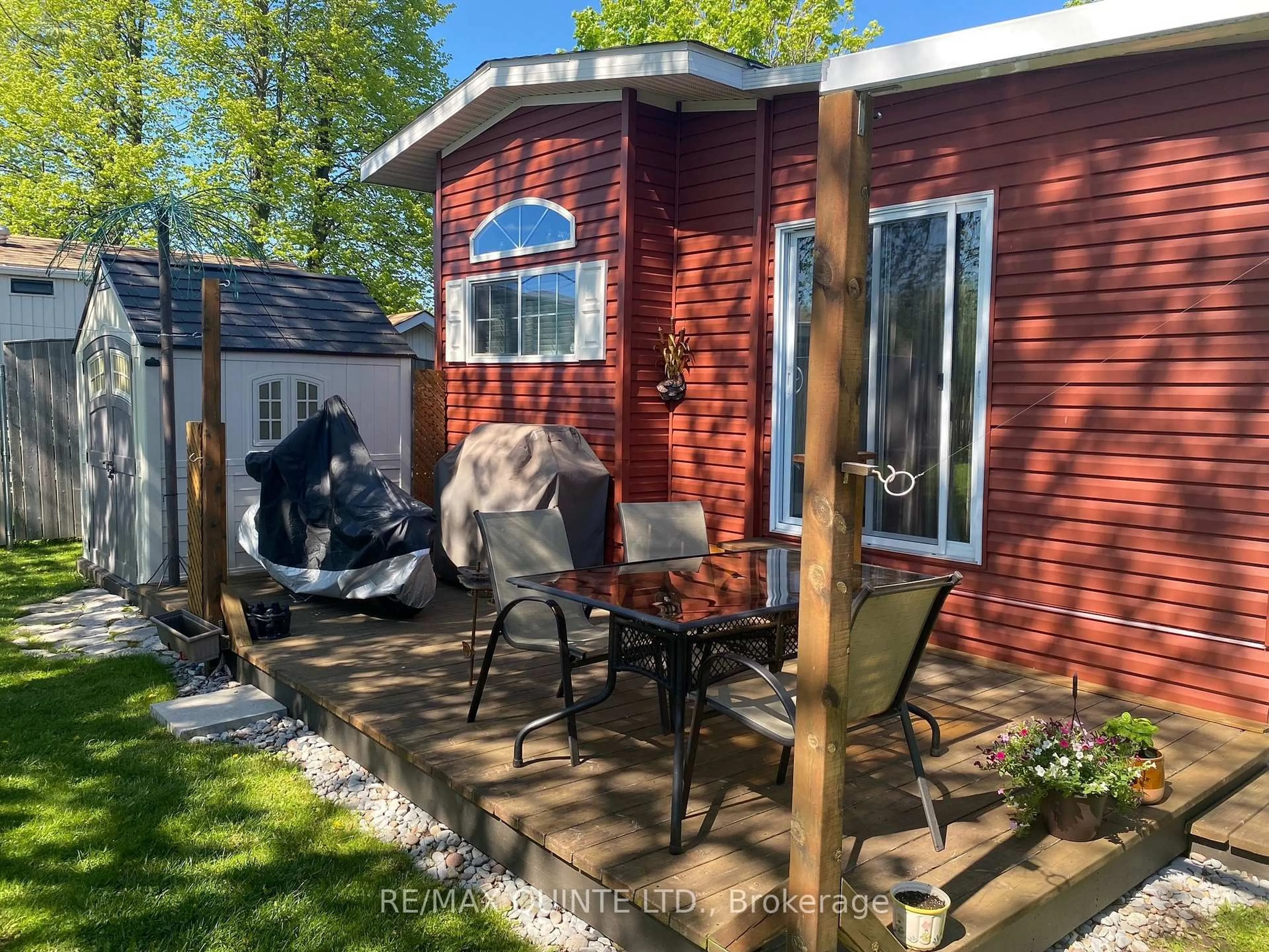 Patio, street for 97 Carter Rd #3, Quinte West Ontario K0K 1L0