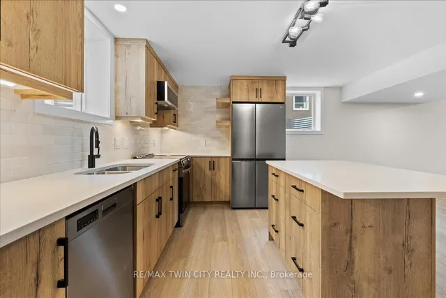 Additional property image - 2 Pipers Green Crt