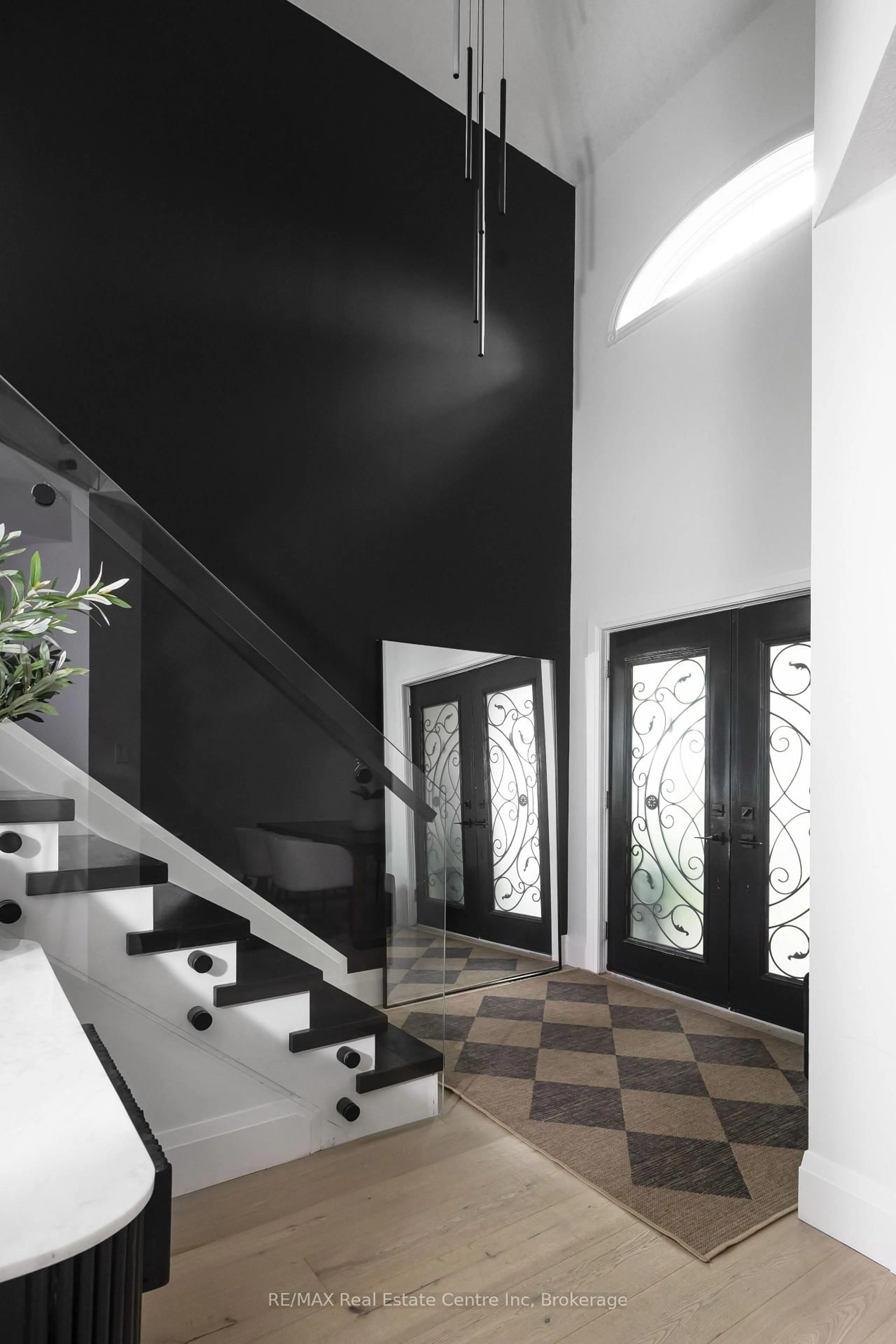 Indoor foyer for 296 Farley Dr, Guelph Ontario N1L 1N6