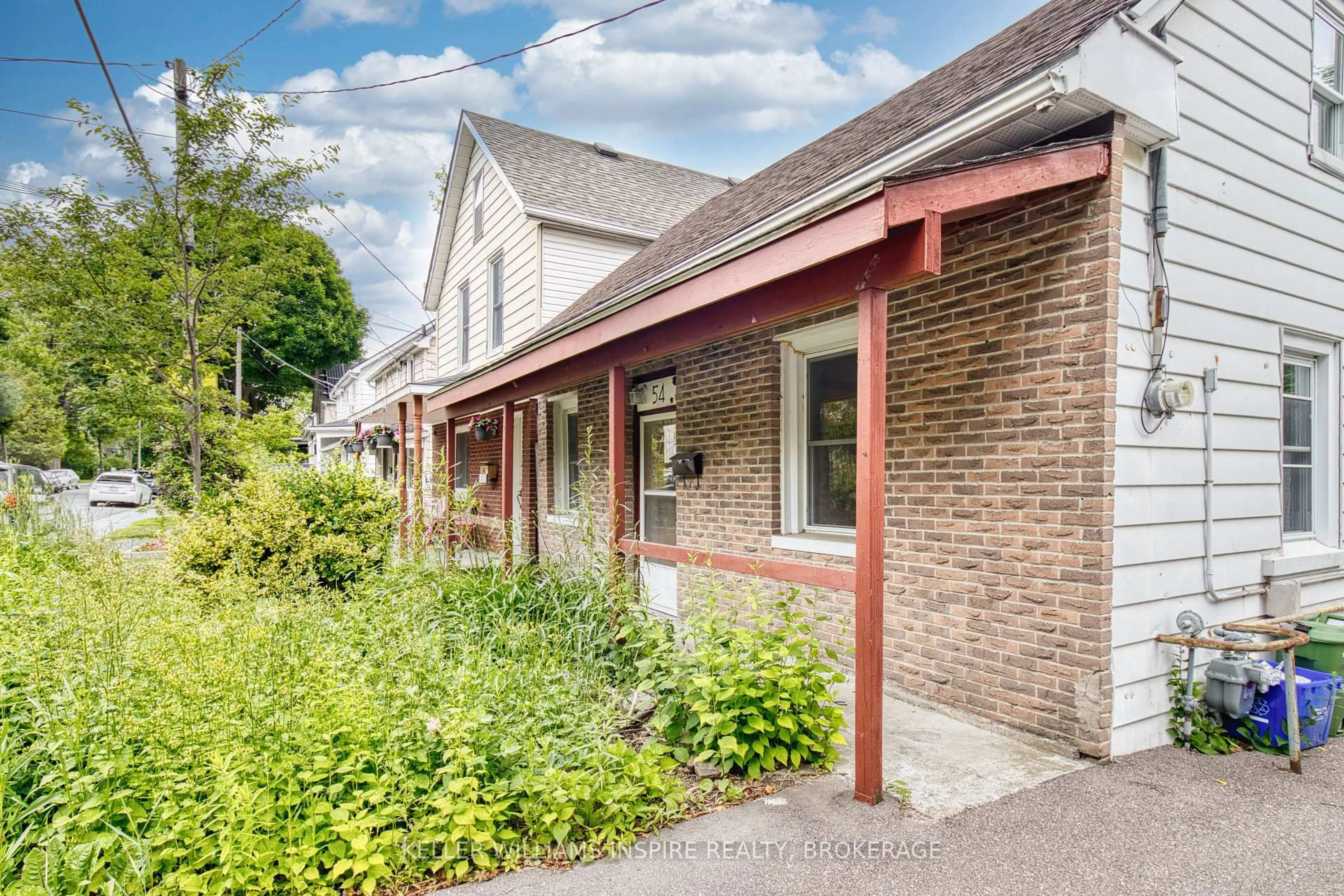 A pic from outside/outdoor area/front of a property/back of a property/a pic from drone, street for 54 John St, Kingston Ontario K7K 1S9