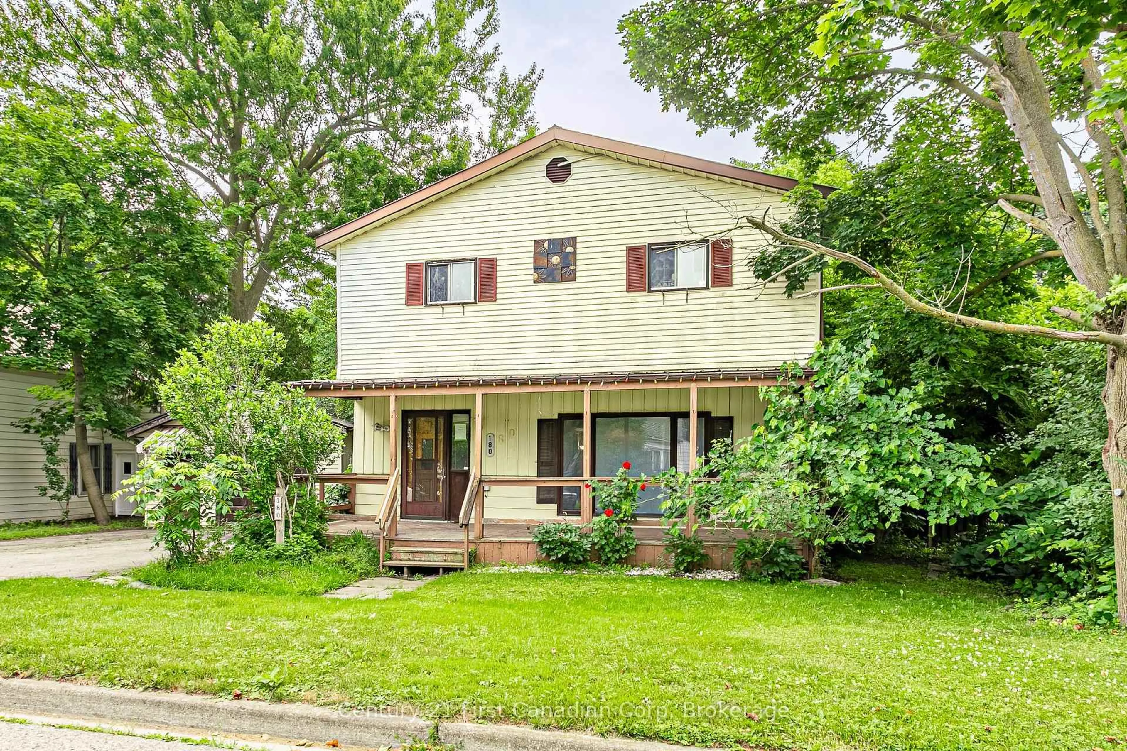 Home with brick exterior material, street for 180 King Hiram St, Ingersoll Ontario N5C 1L8
