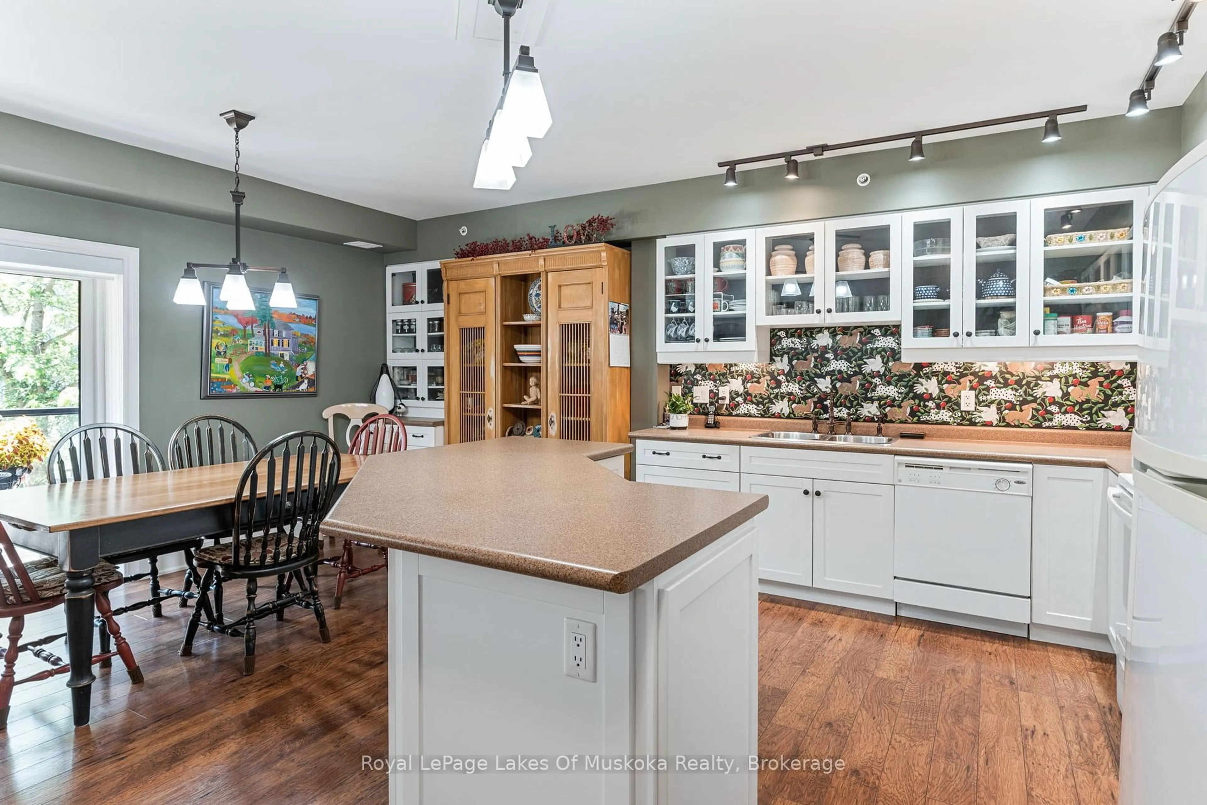 Open concept kitchen, unknown for 391 Manitoba St #205, Bracebridge Ontario P1L 0B6