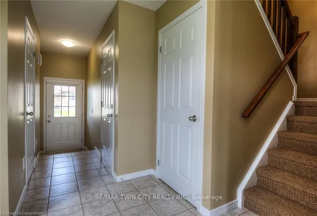 Additional image 9 of 260 Countrystone Cres