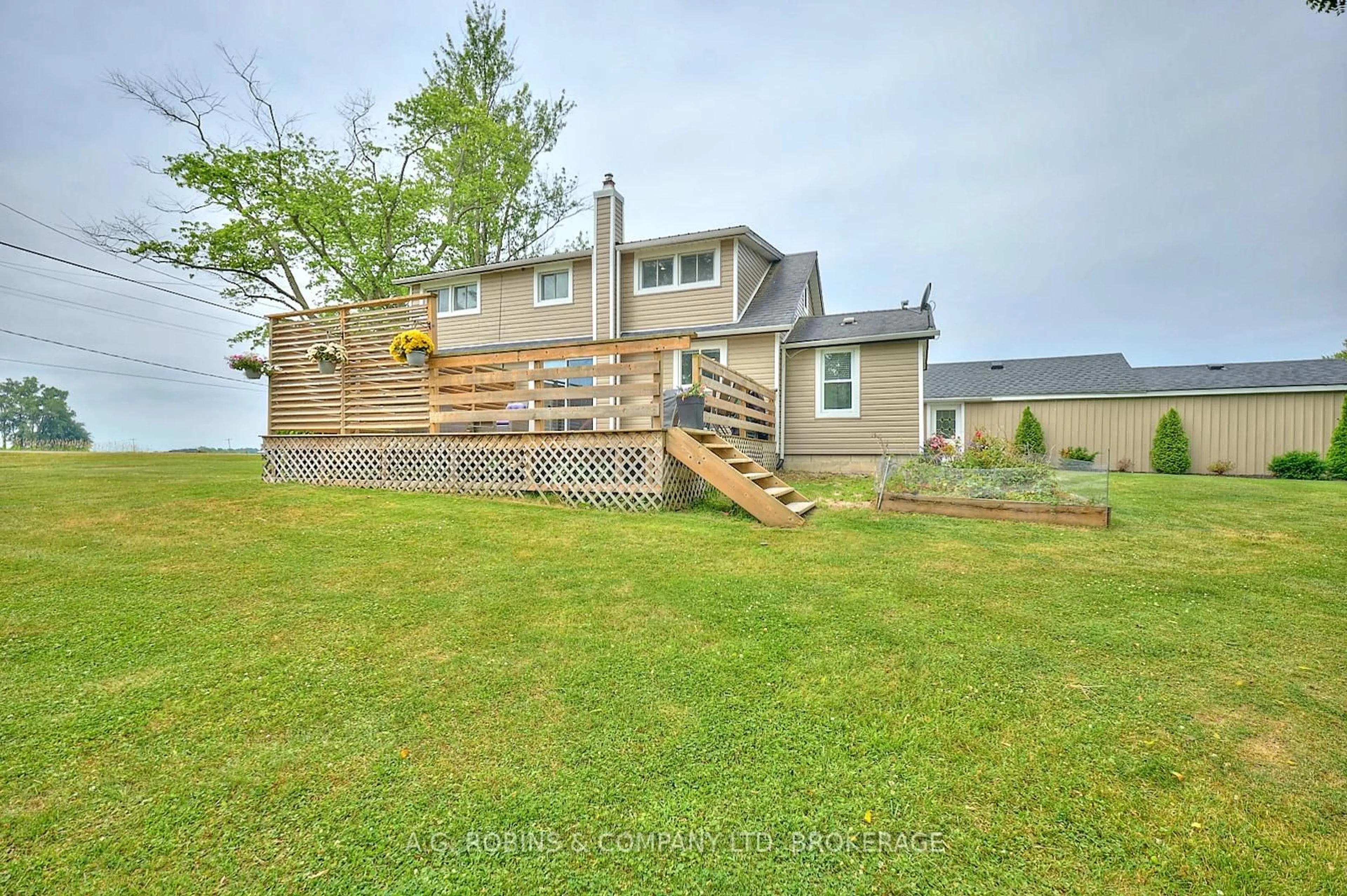 A pic from outside/outdoor area/front of a property/back of a property/a pic from drone, water/lake/river/ocean view for 42770 HWY 3, Wainfleet Ontario L0S 1V0