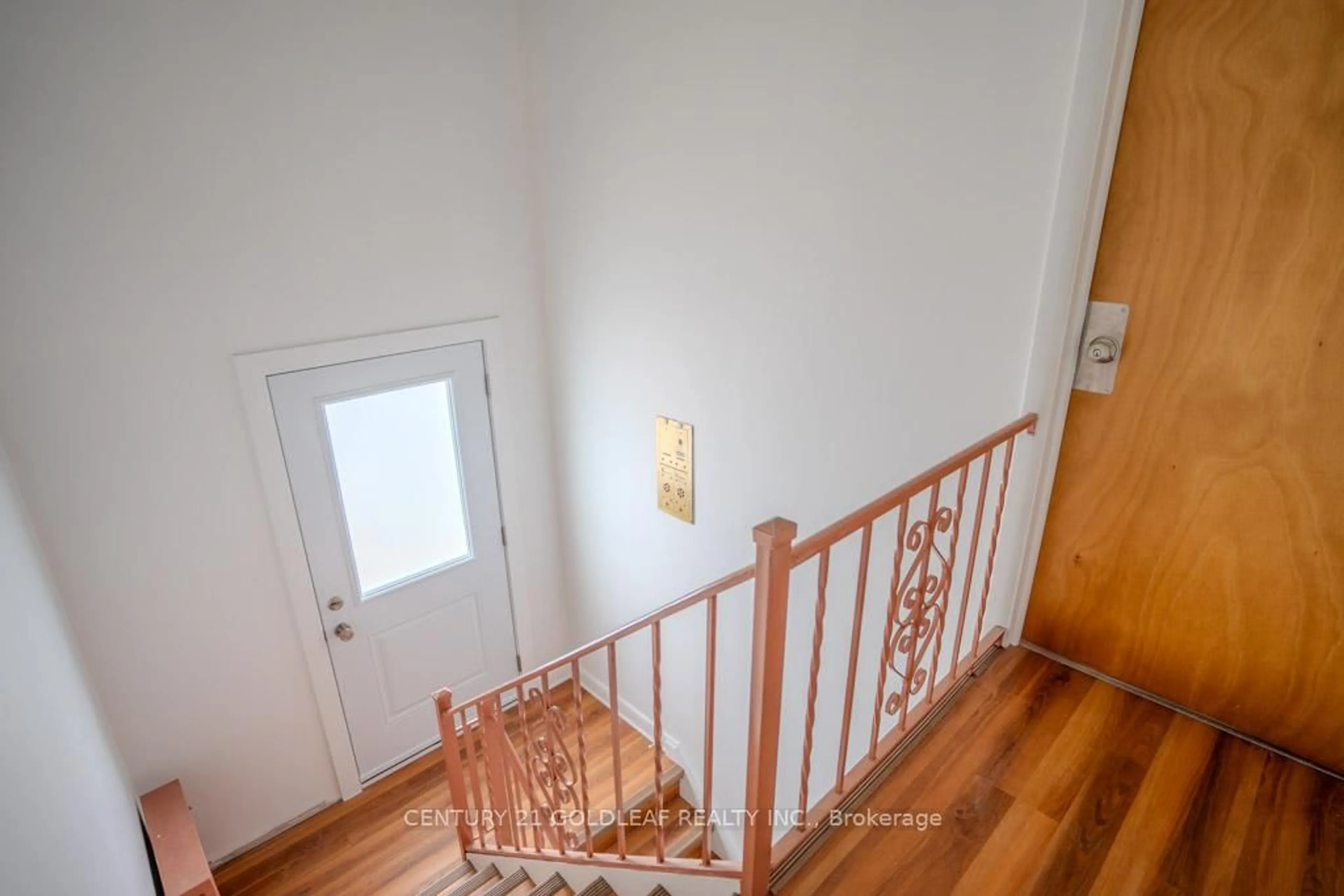 Unknown for 151 Montfort St, Ottawa Ontario K1L 5P5