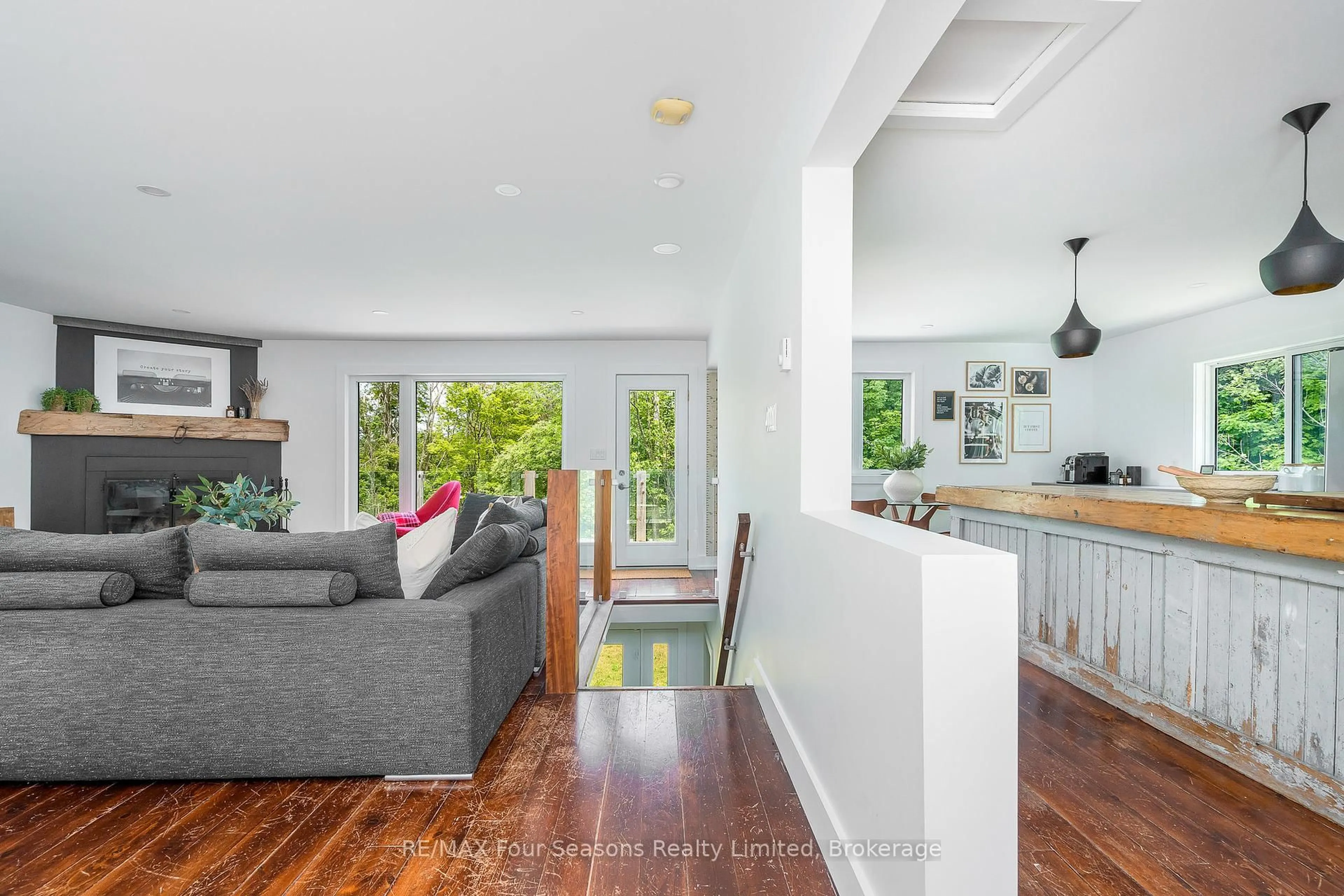 Open concept kitchen, unknown for 166 Osprey Dr, Grey Highlands Ontario P1P 1R2