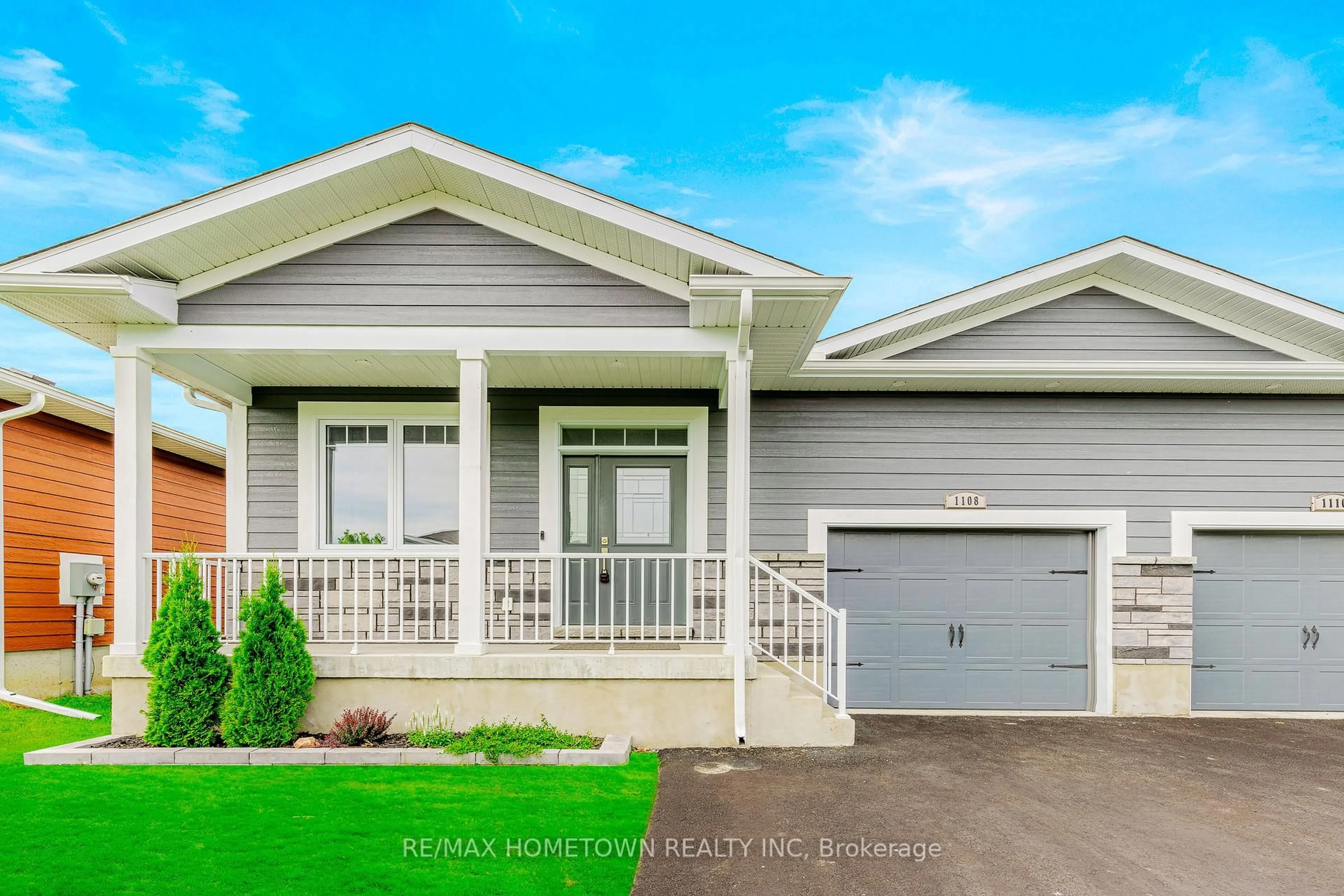 Home with vinyl exterior material, unknown for 1108 Webster Cres, Brockville Ontario K6V 0E5