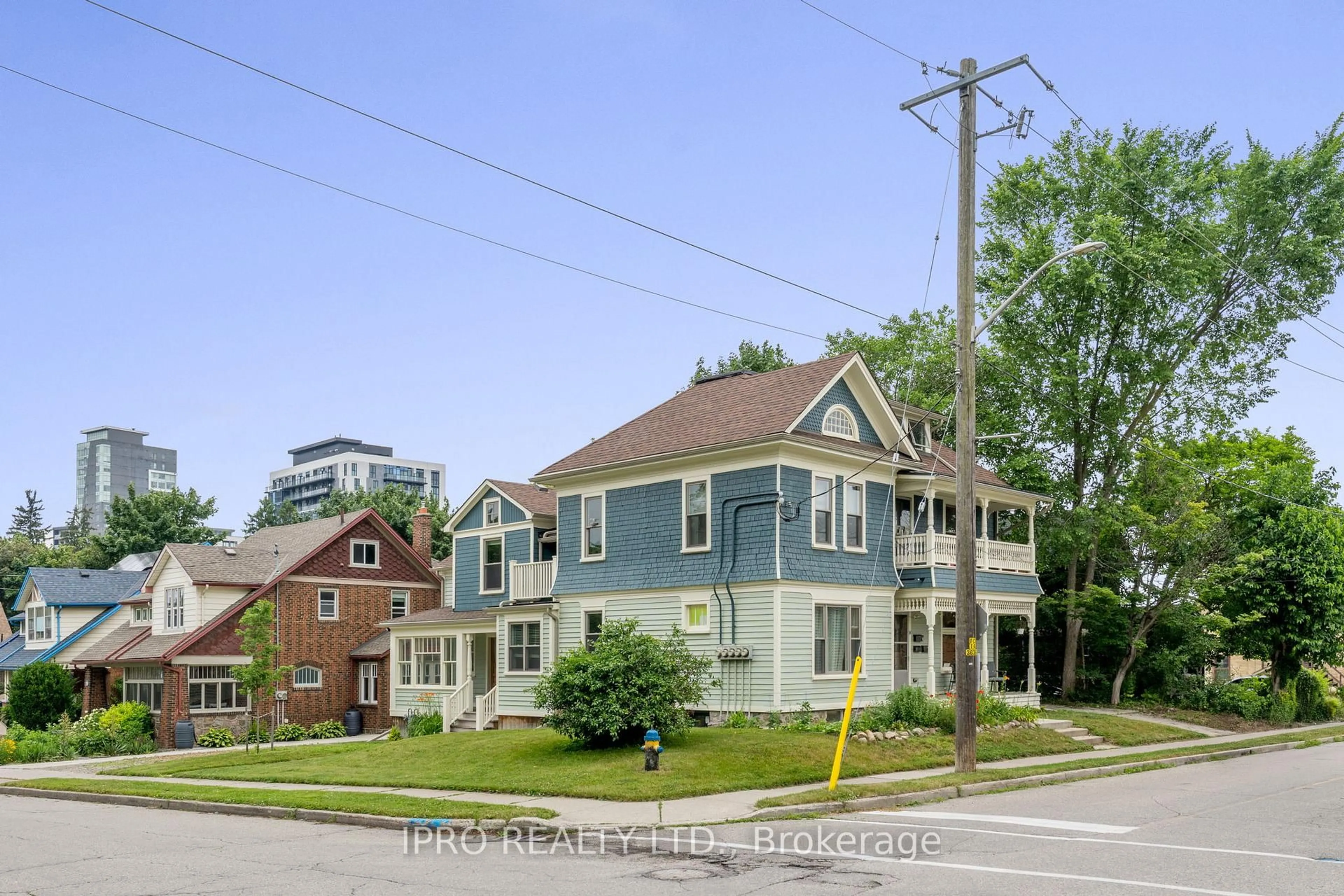 Unknown for 14 Young St, Waterloo Ontario N2L 2Y8