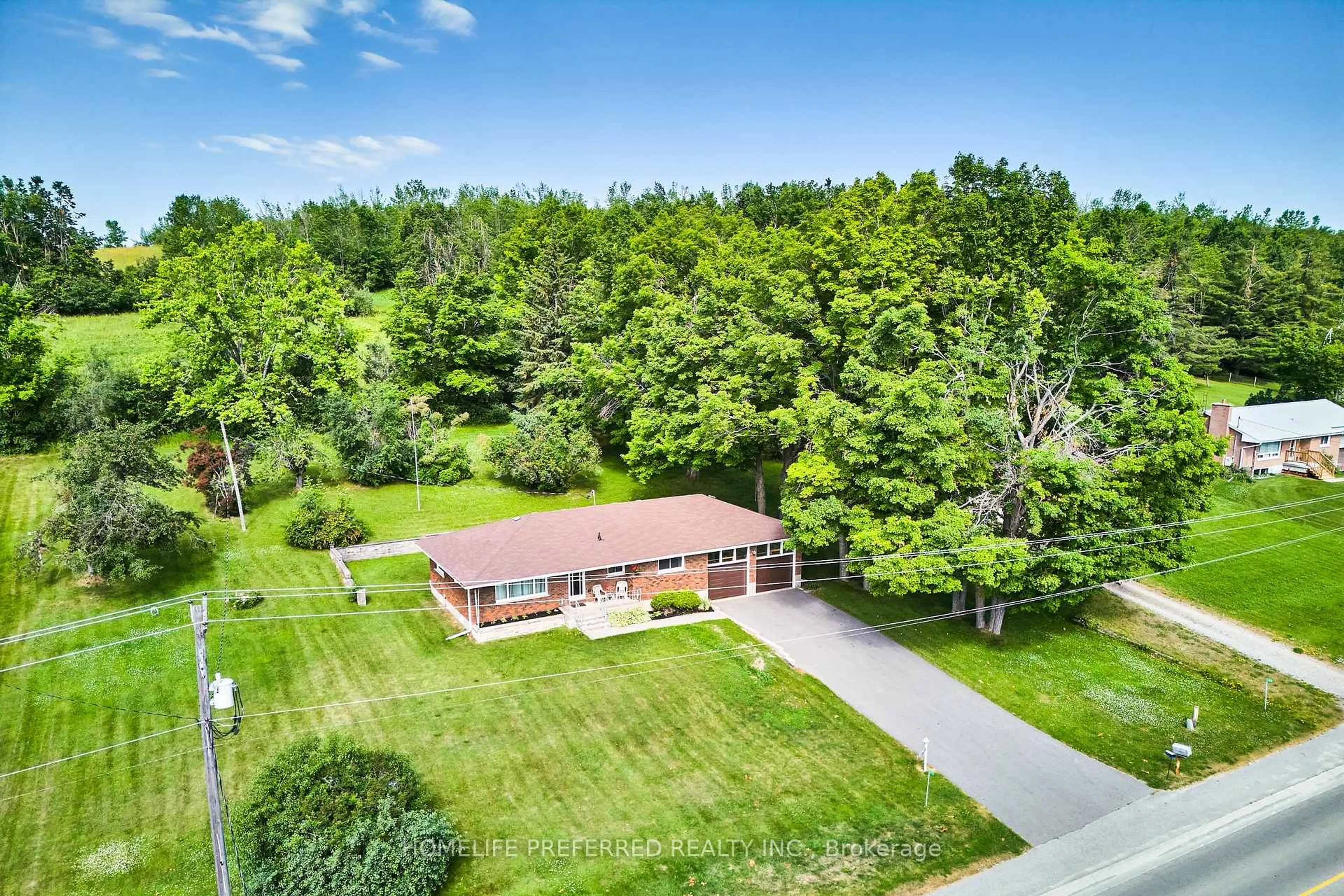 A pic from outside/outdoor area/front of a property/back of a property/a pic from drone, unknown for 872 Frank Hill Rd, Kawartha Lakes Ontario K9J 6X3