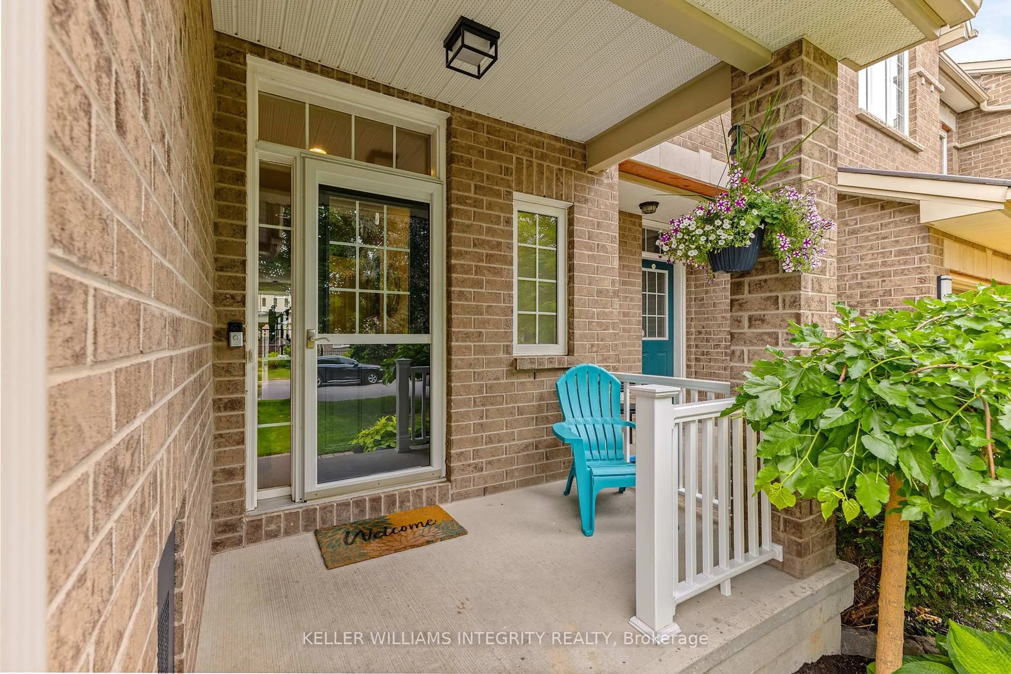 Indoor entryway for 202 Bookton Pl, Ottawa Ontario K1V 2H3