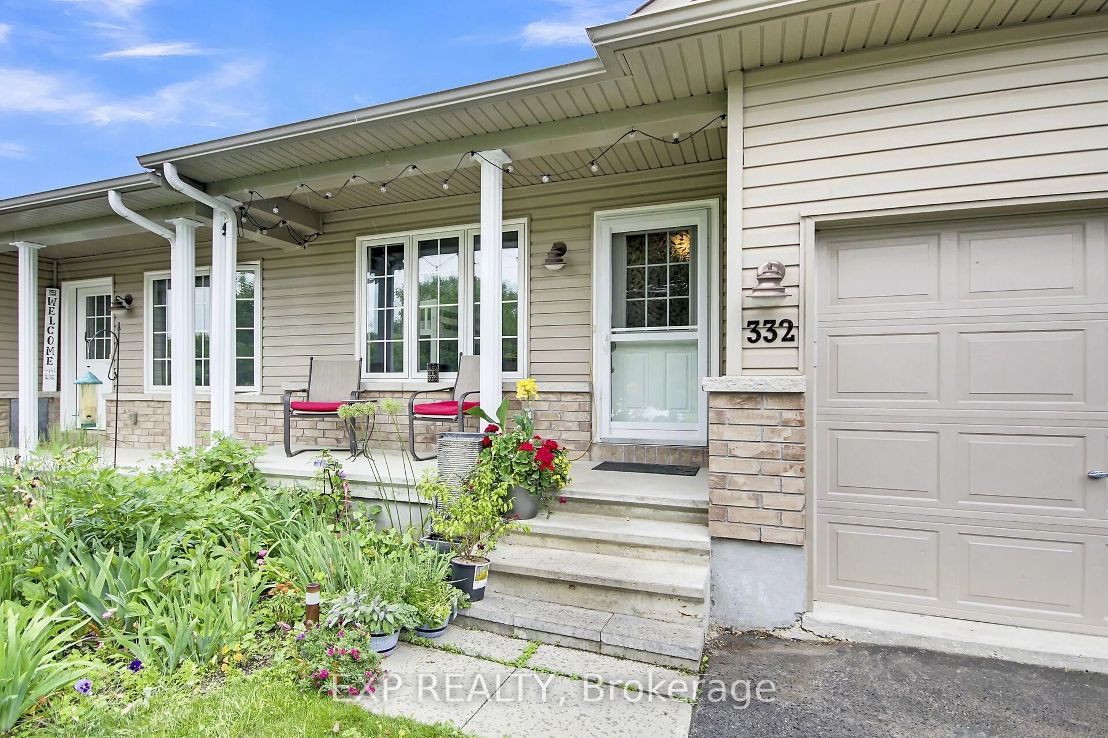 Unknown for 332 Finner Crt, Almonte Ontario K0A 1A0