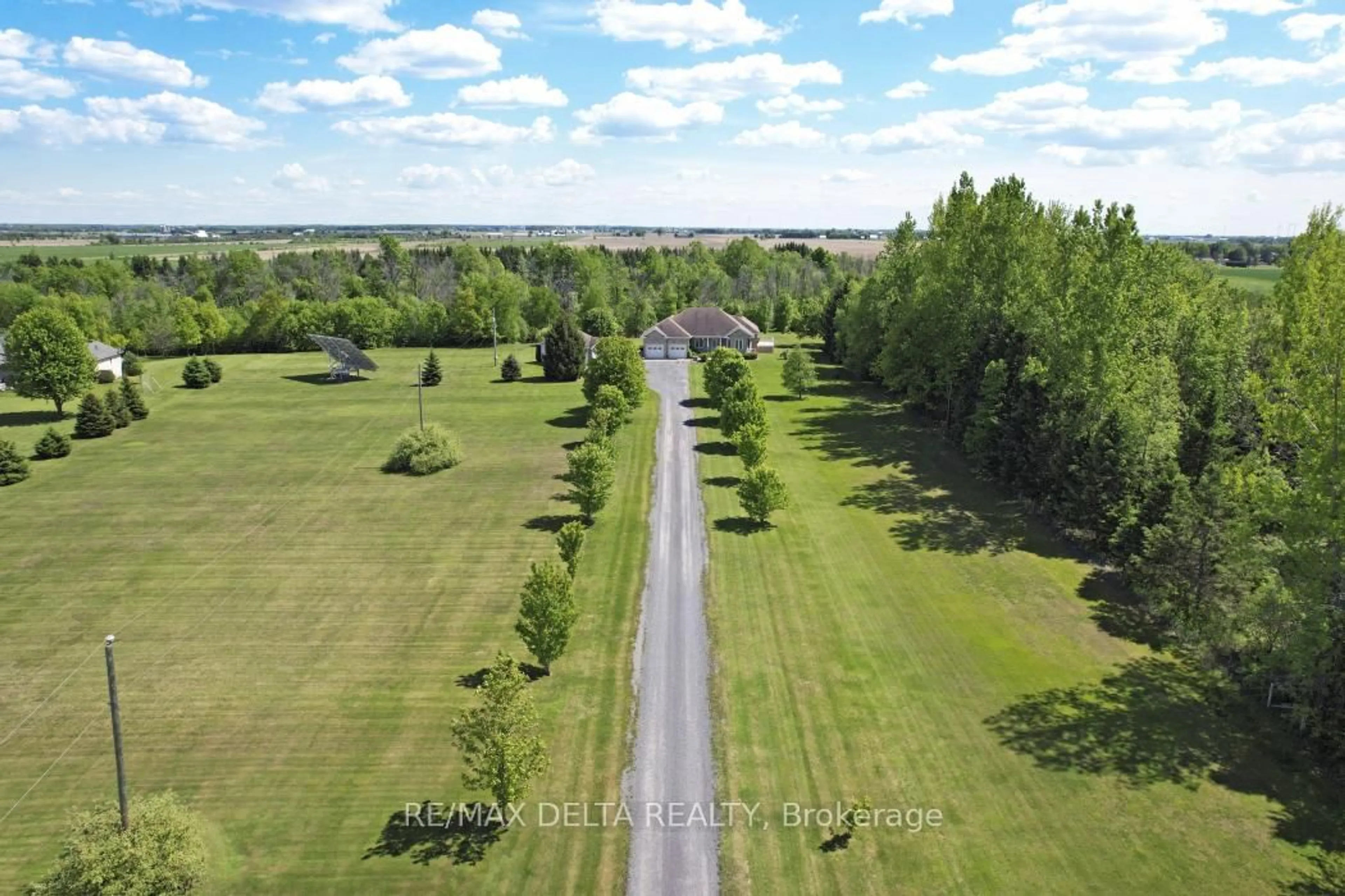 A pic from outside/outdoor area/front of a property/back of a property/a pic from drone, unknown for 1281 650 Rte, The Nation Ontario K0A 1M0