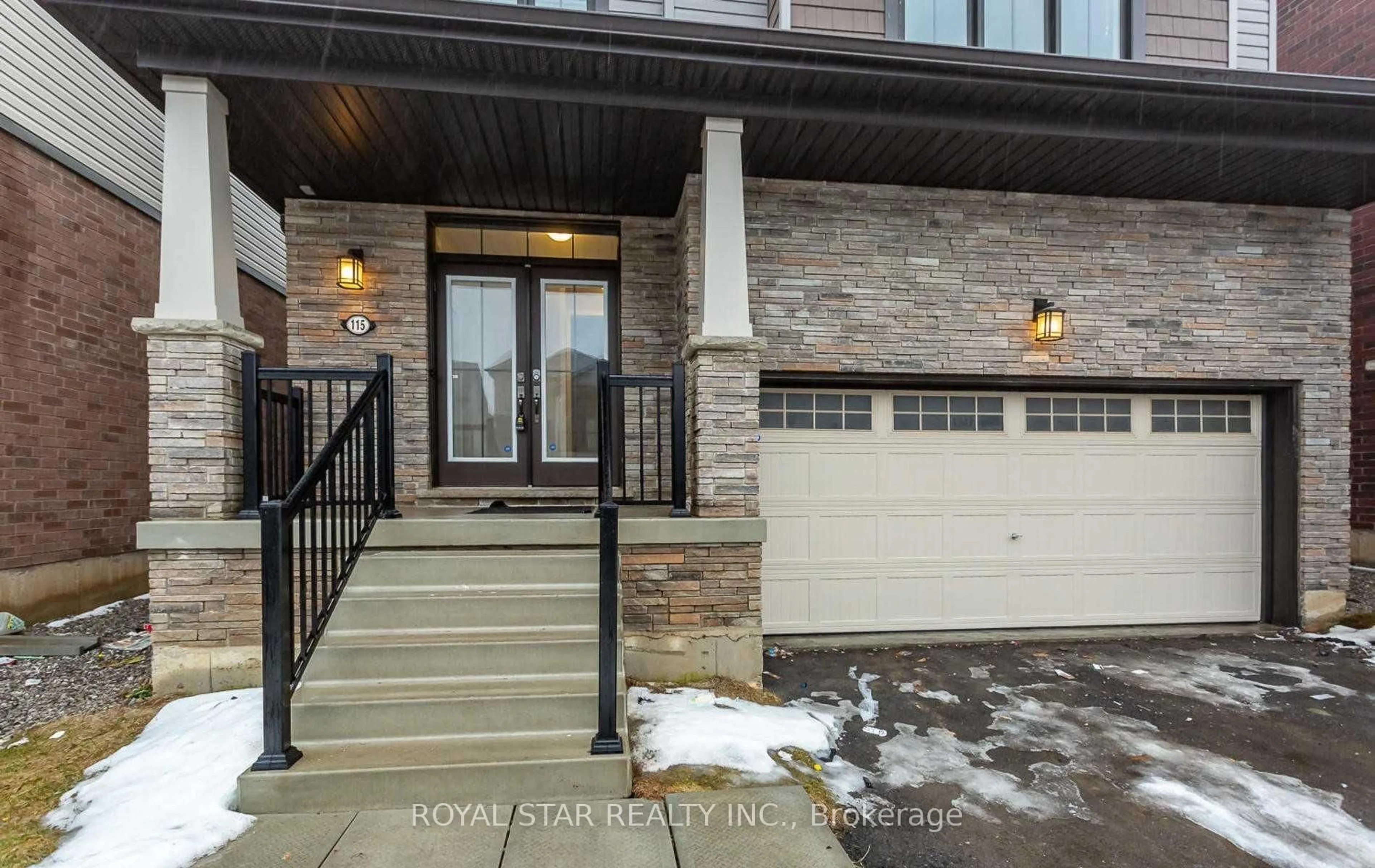 Indoor entryway for 115 Pagebrook Cres, Hamilton Ontario L8J 1X5